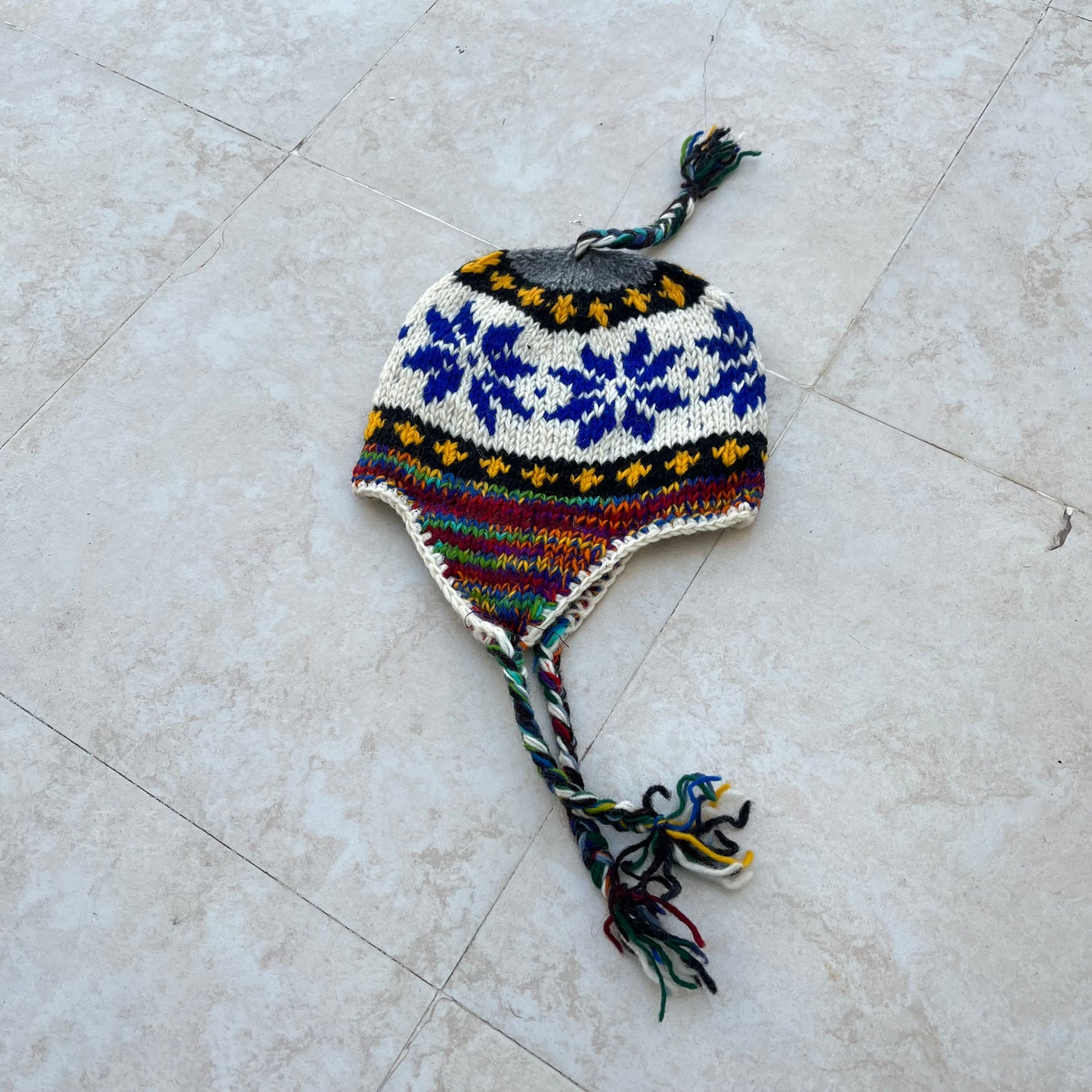 Winter Cap with braids