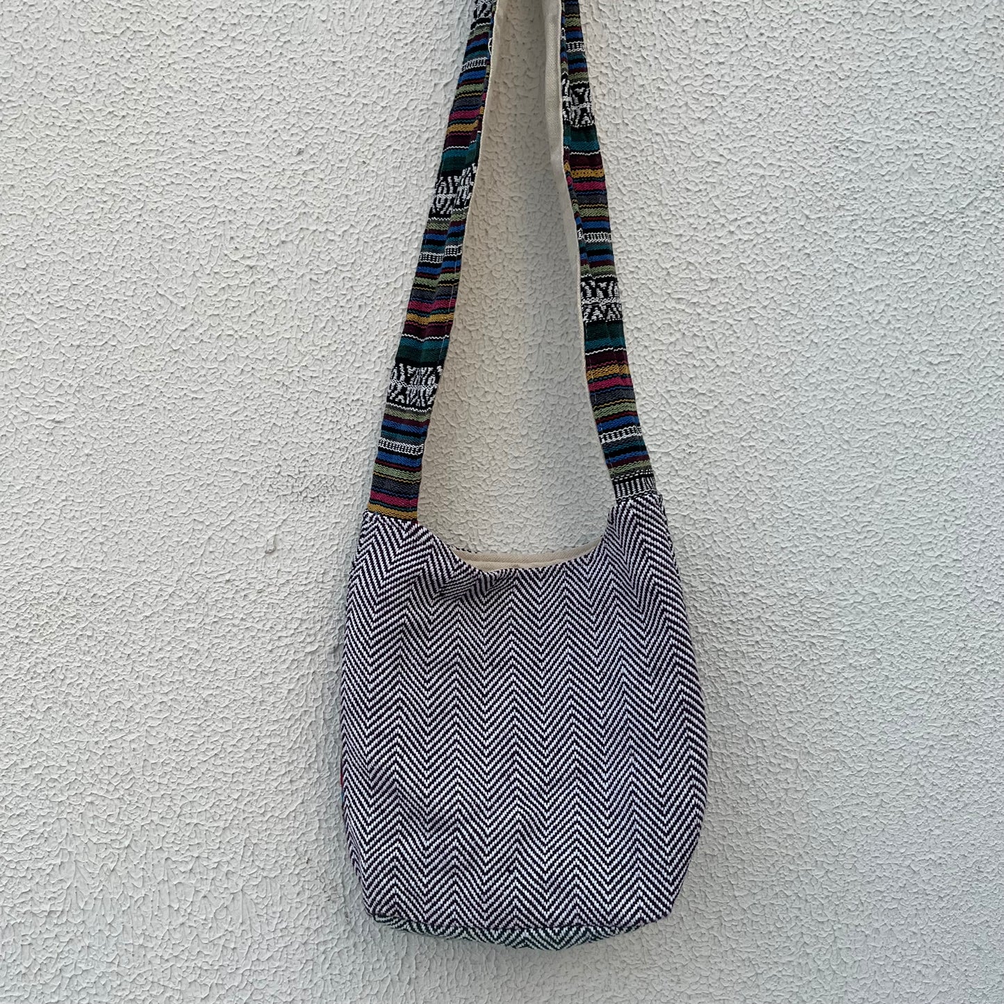 Small Hemp Jhola - Multicolor