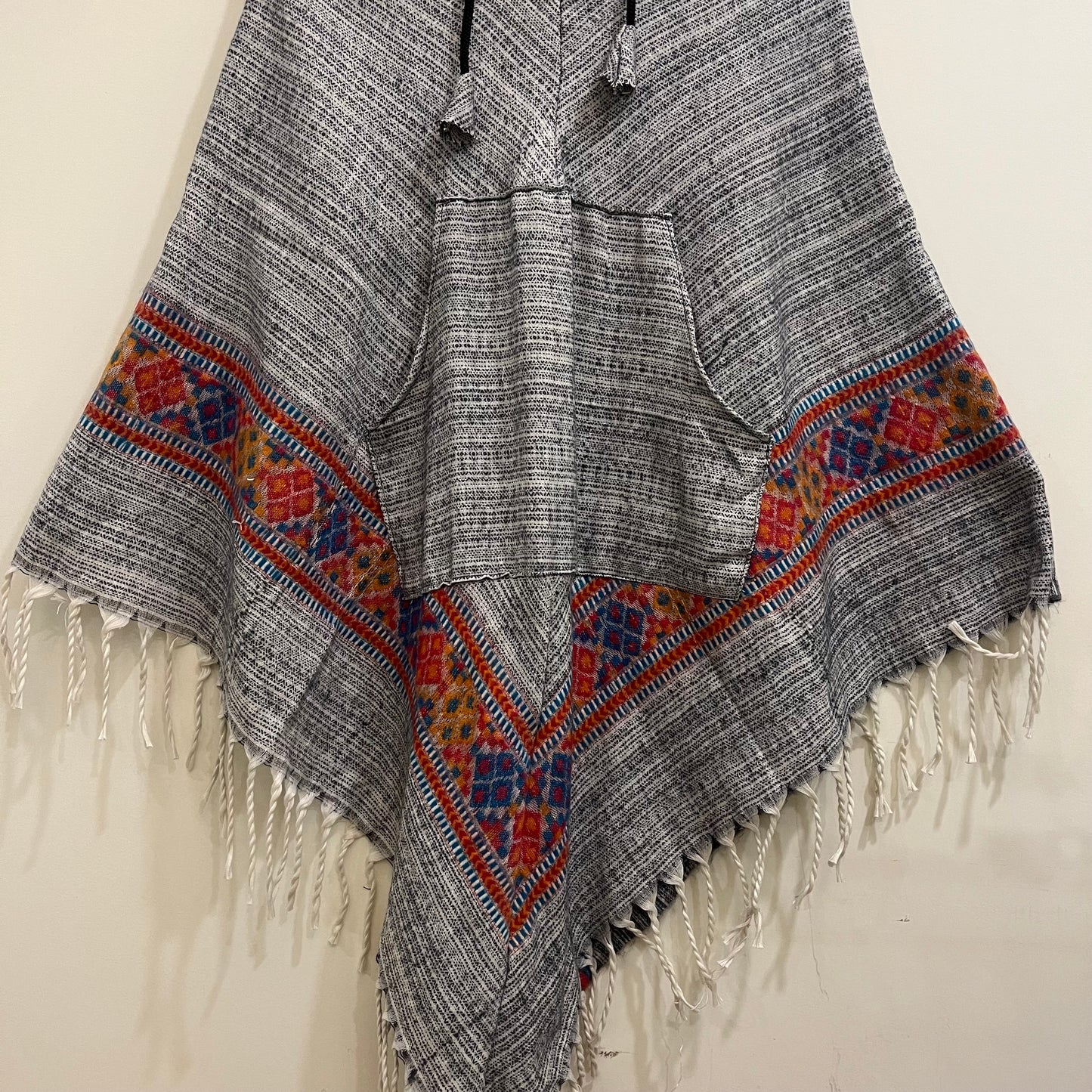 Pahadi Kullu Poncho with Hood - Grey