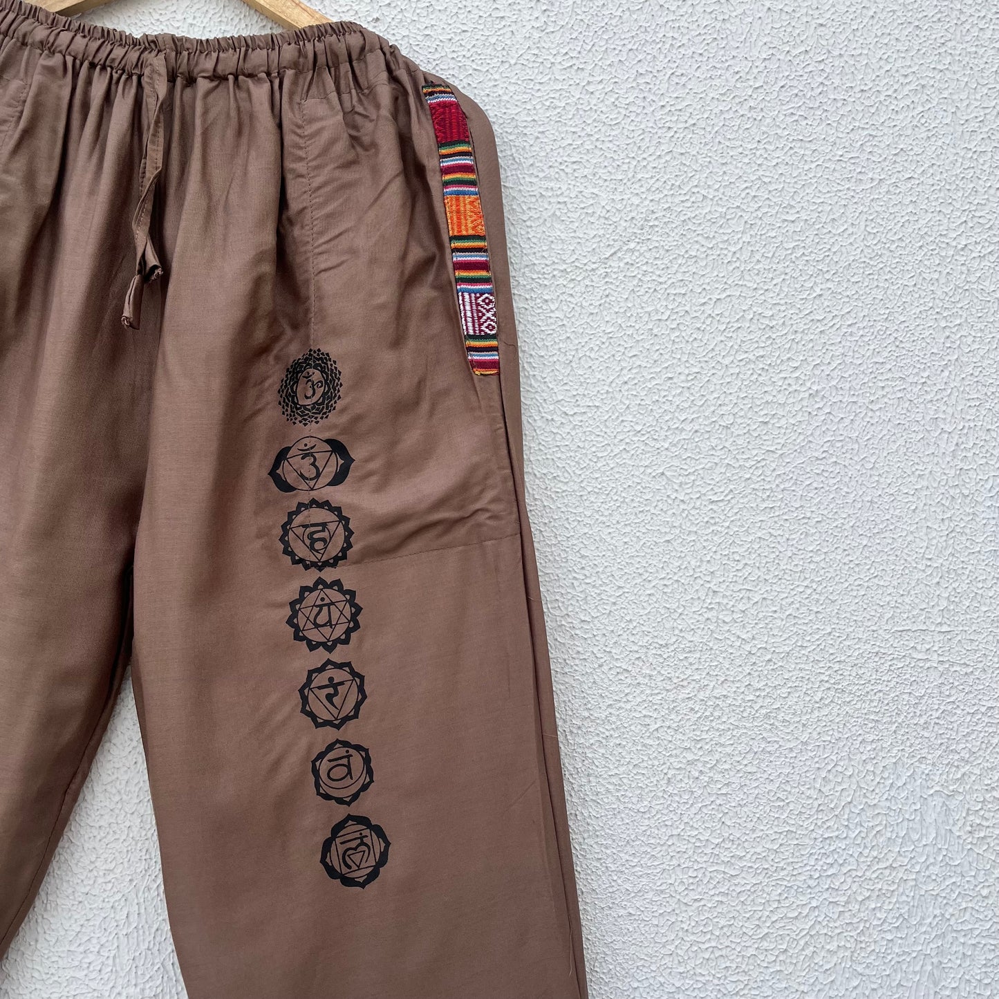 7 Chakra Pants b&w- Coffee