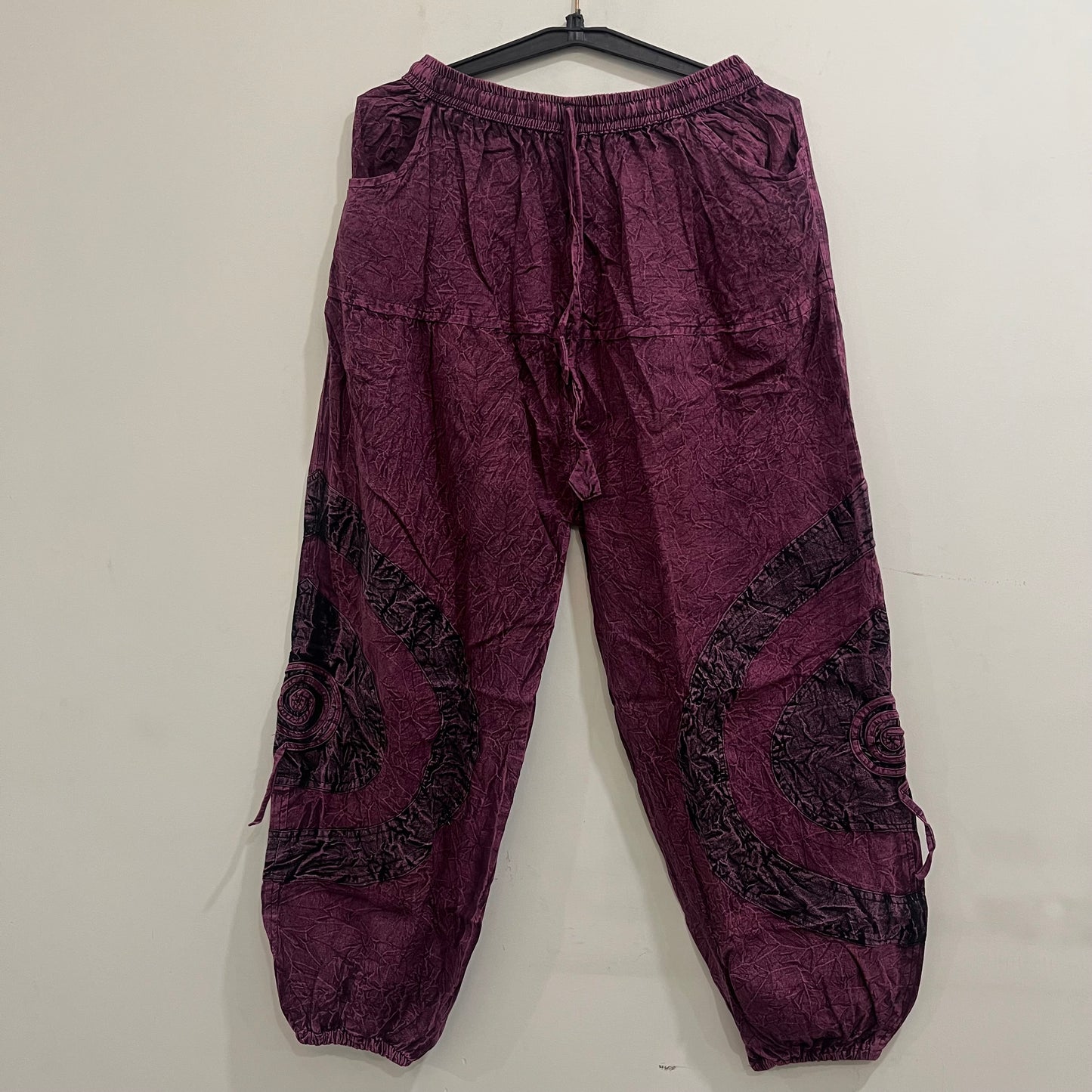 Munnar Trails Pants - Wine