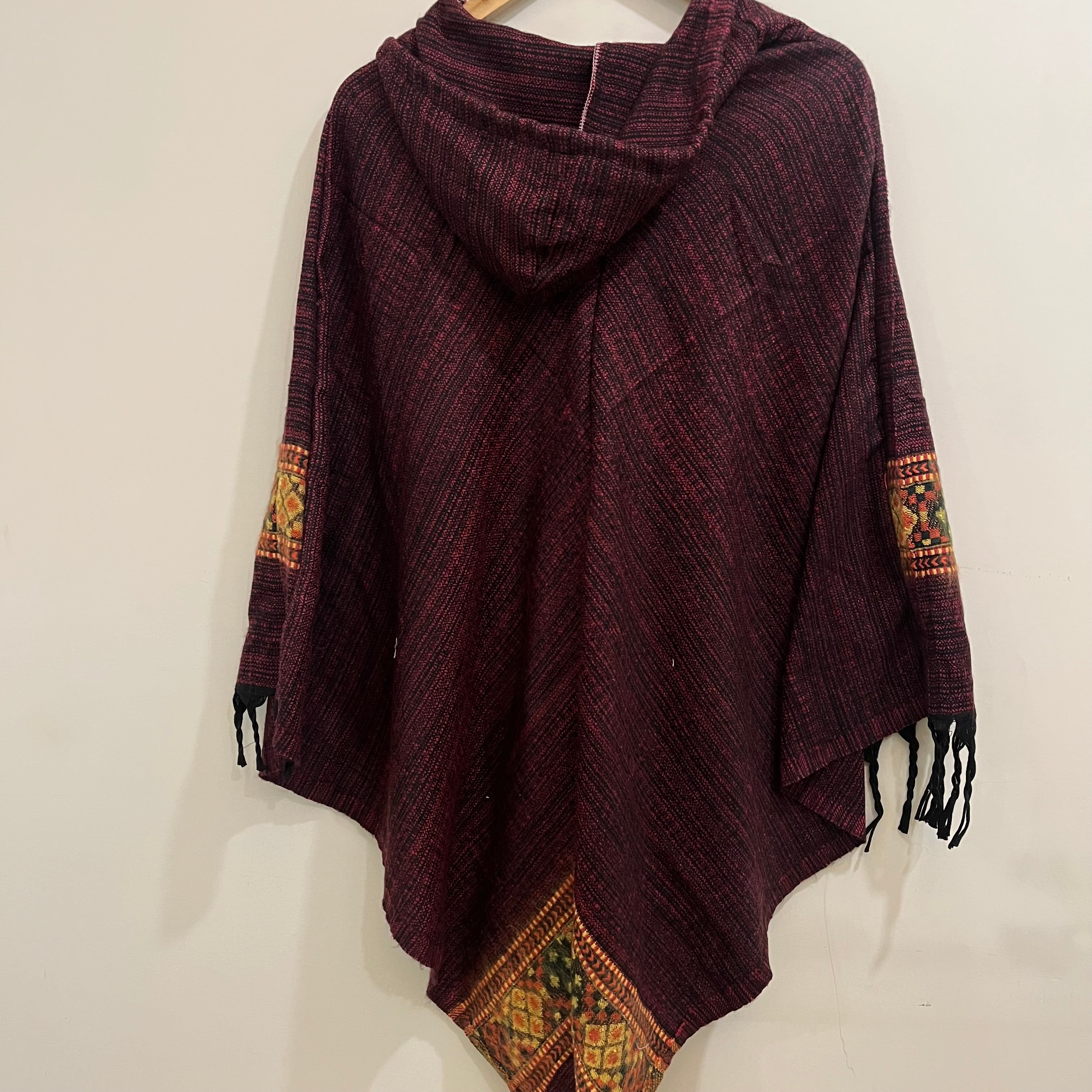 Combo Set - Kullu Poncho + Woollen Pants (Maroon)