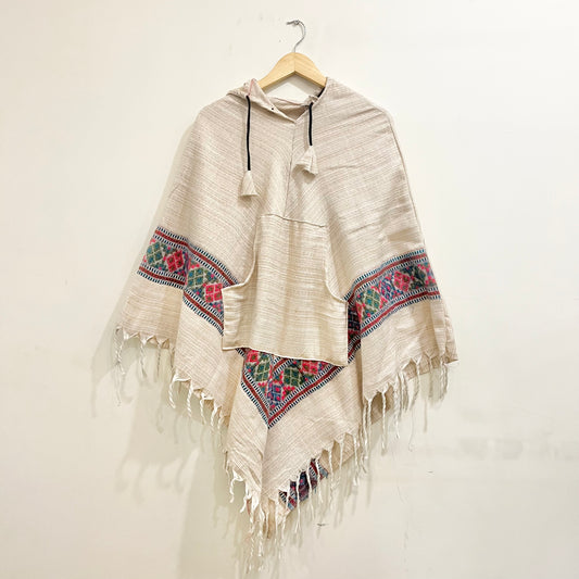 Pahadi Kullu Poncho - White