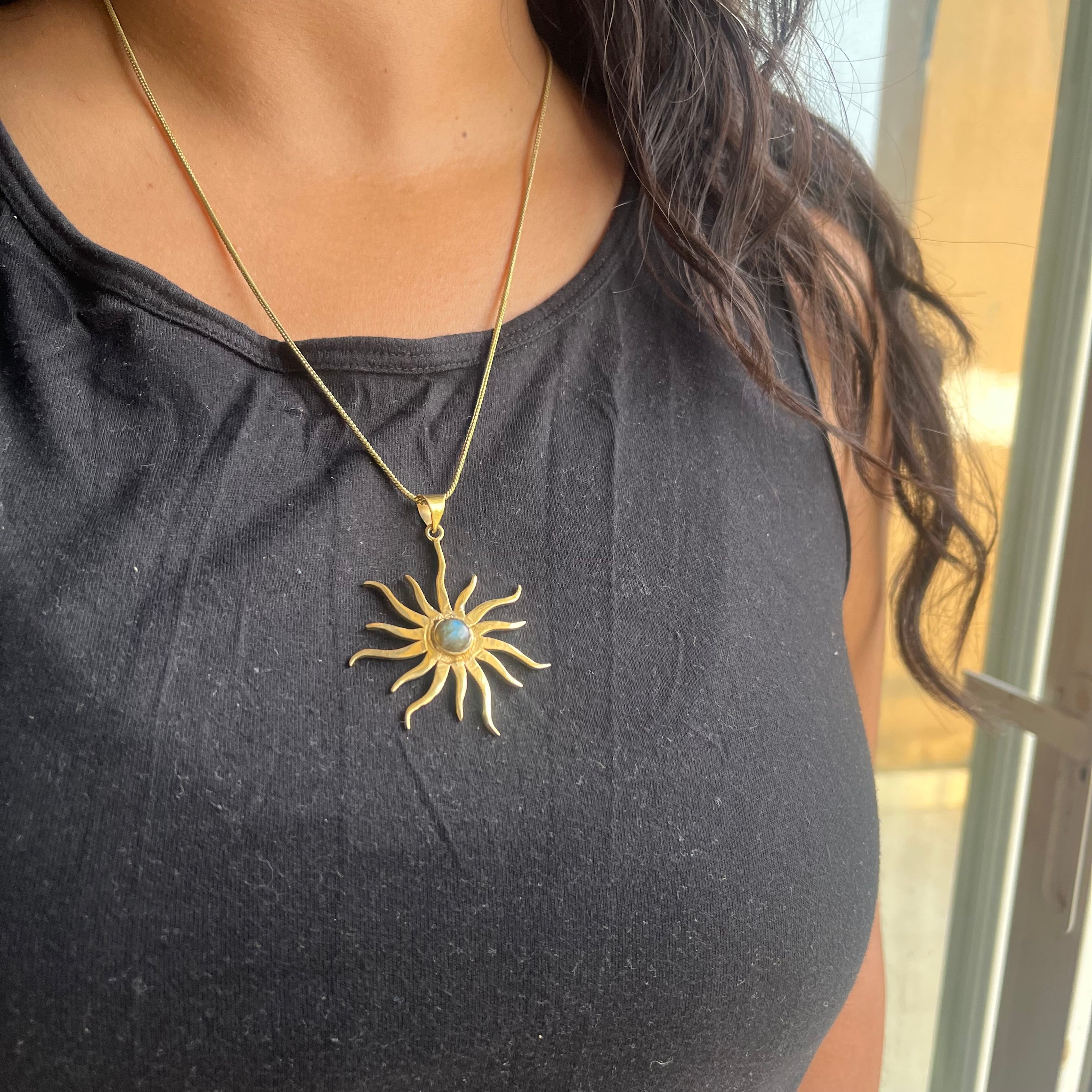 Sun Pendant & Chain
