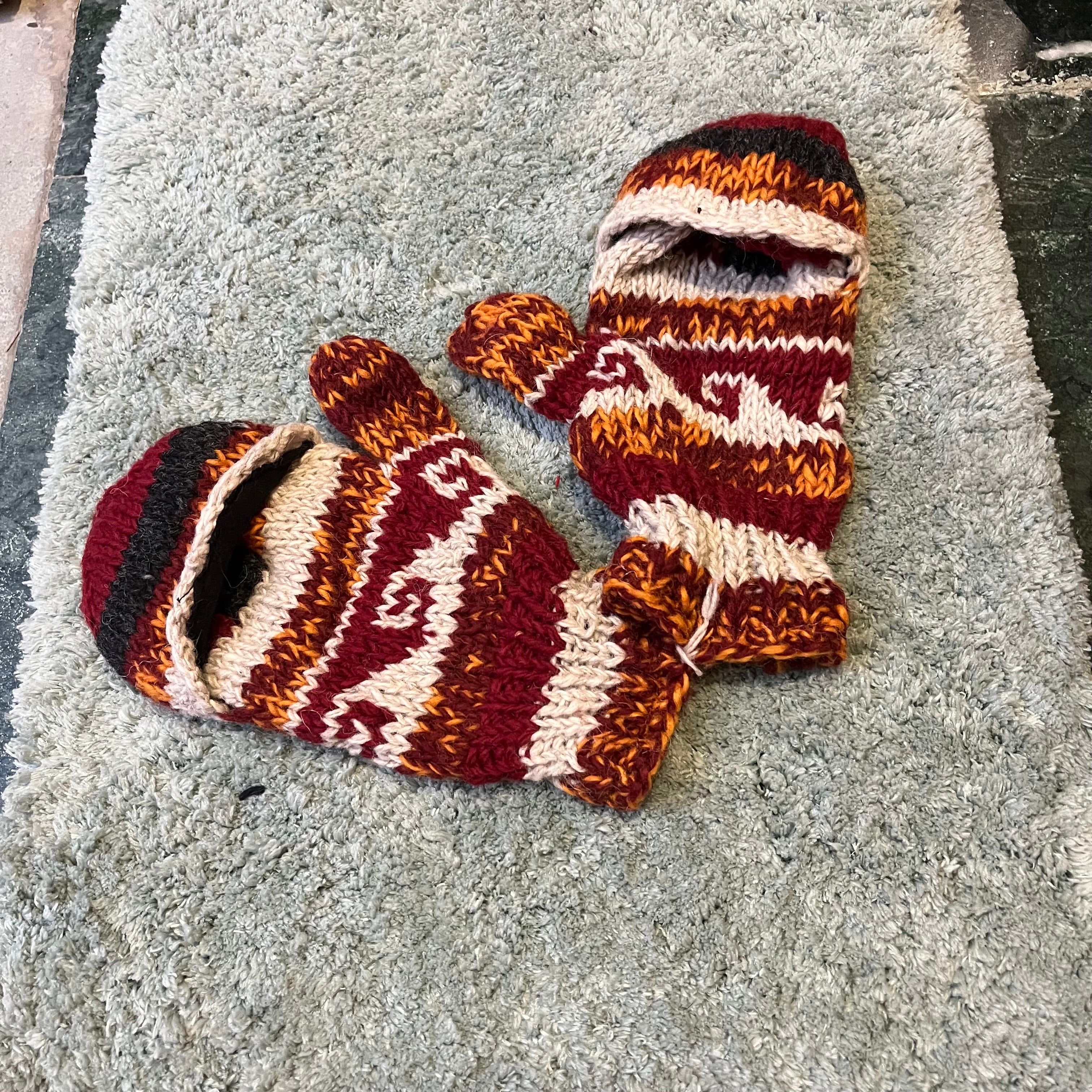 Hand Gloves