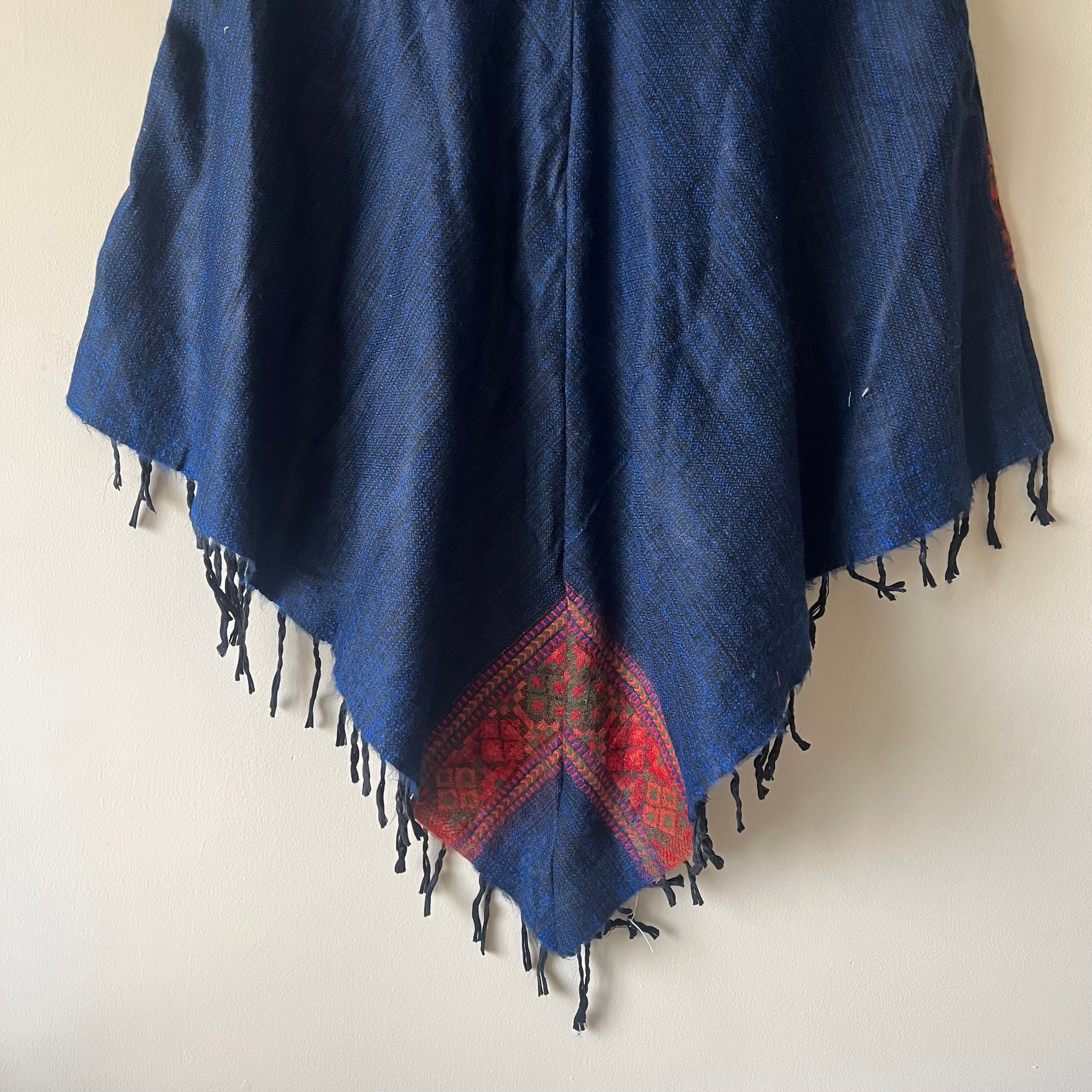 Pahadi Kullu Poncho- Navy Blue