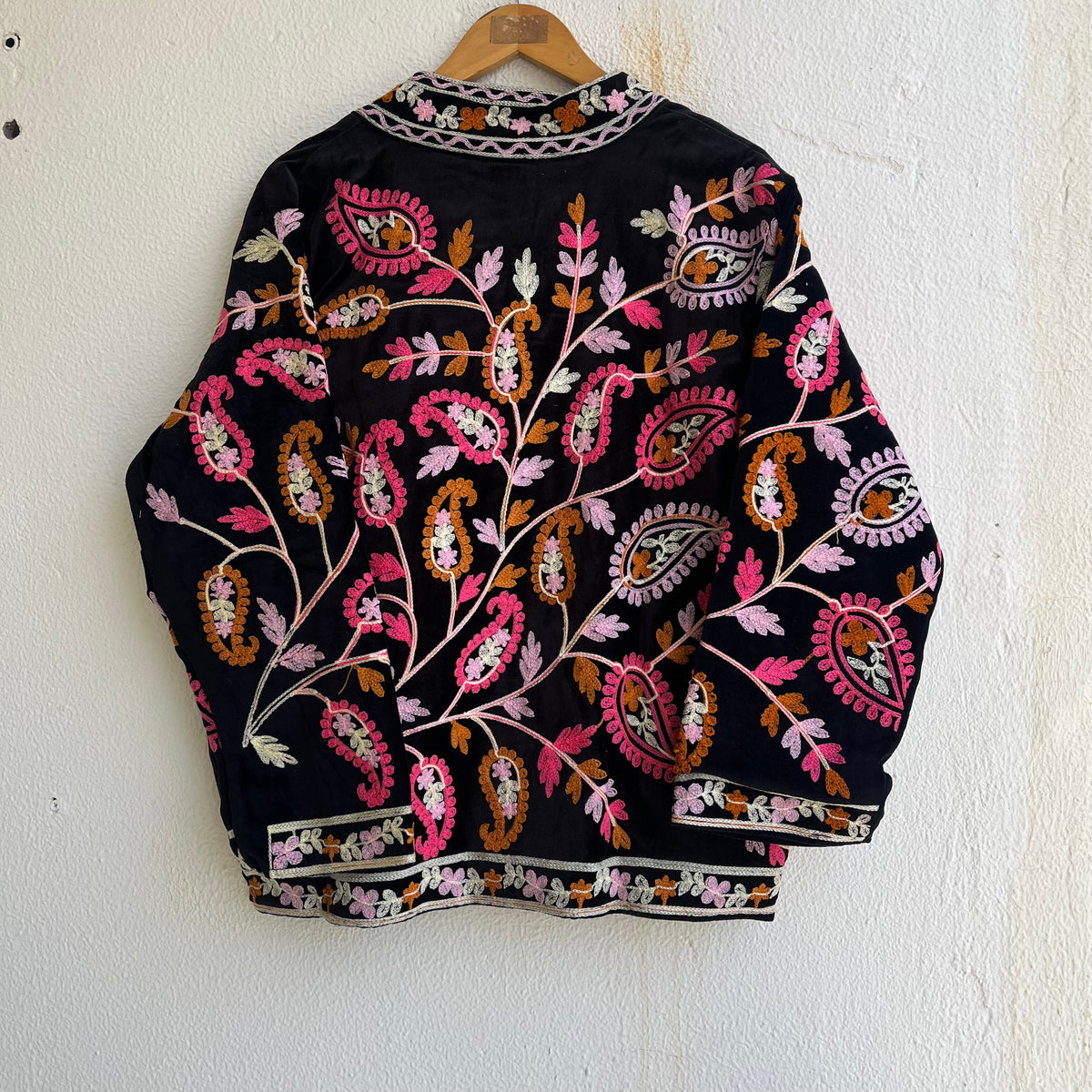 Jaipuri Thread Velvet Jacket