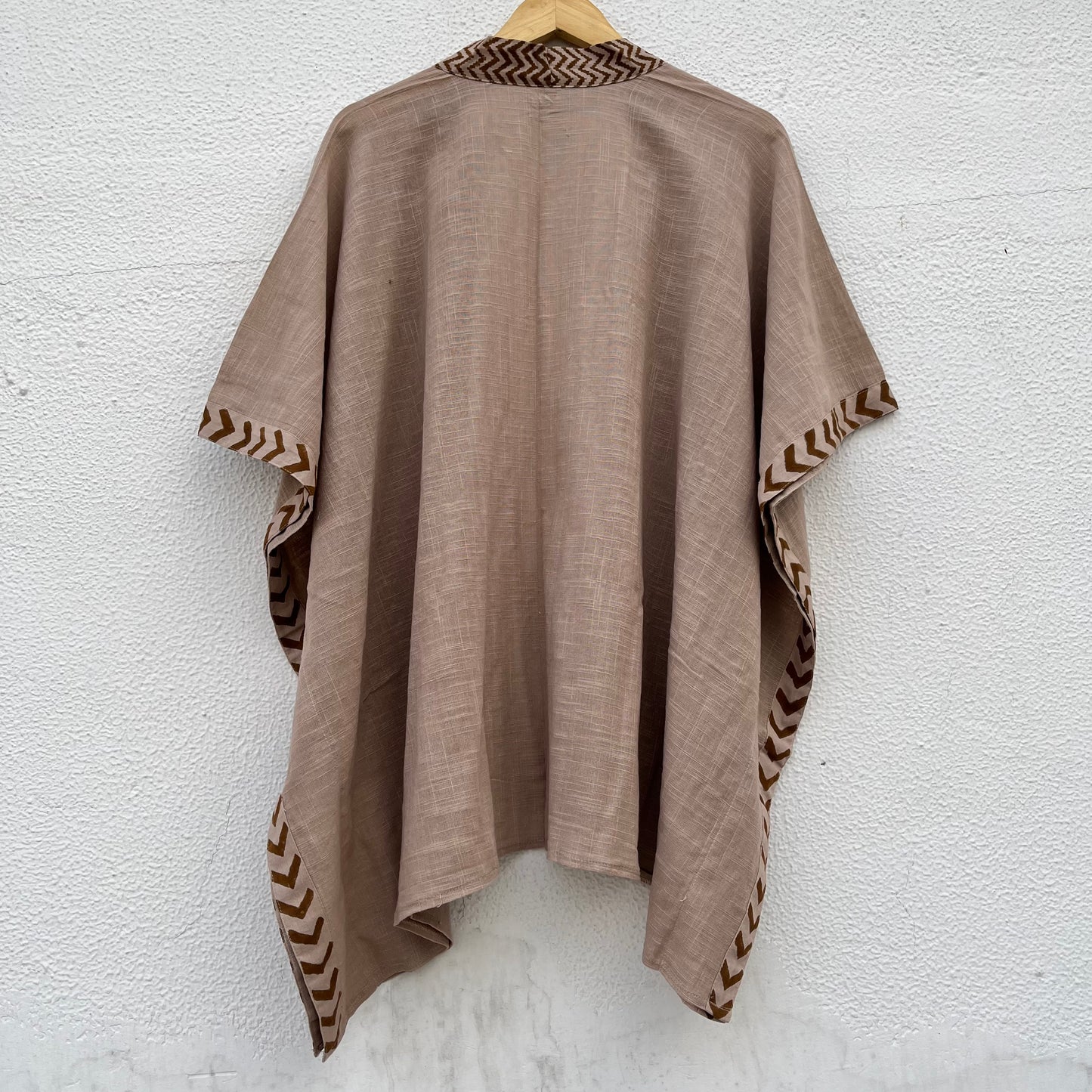 Karwaan Kaftan Cotton Shrug - Light Sand