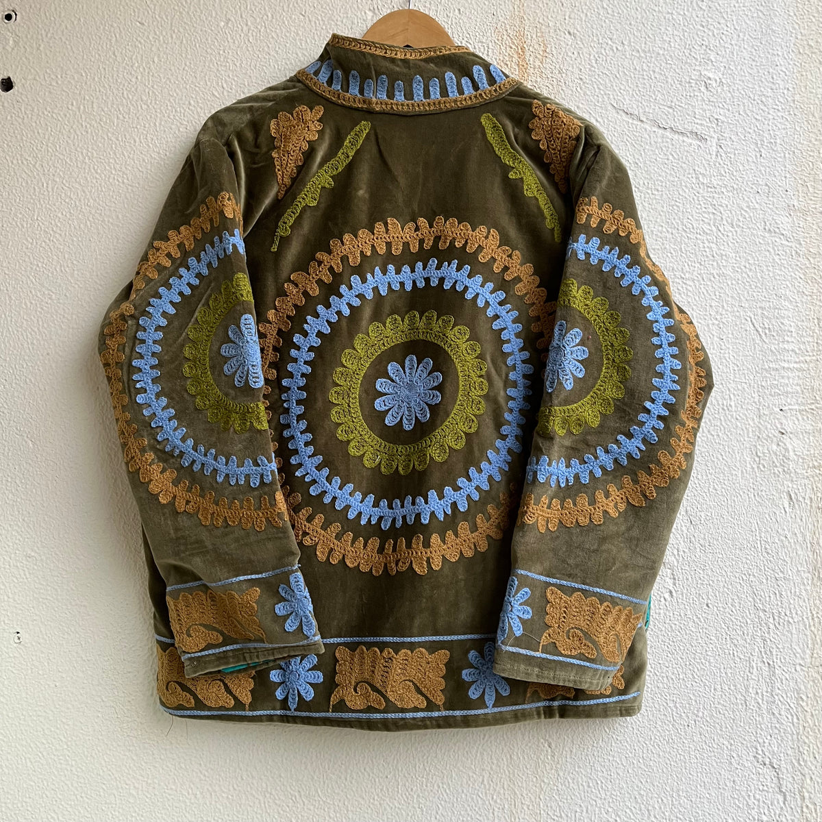 Jaipuri Thread Velvet Jacket