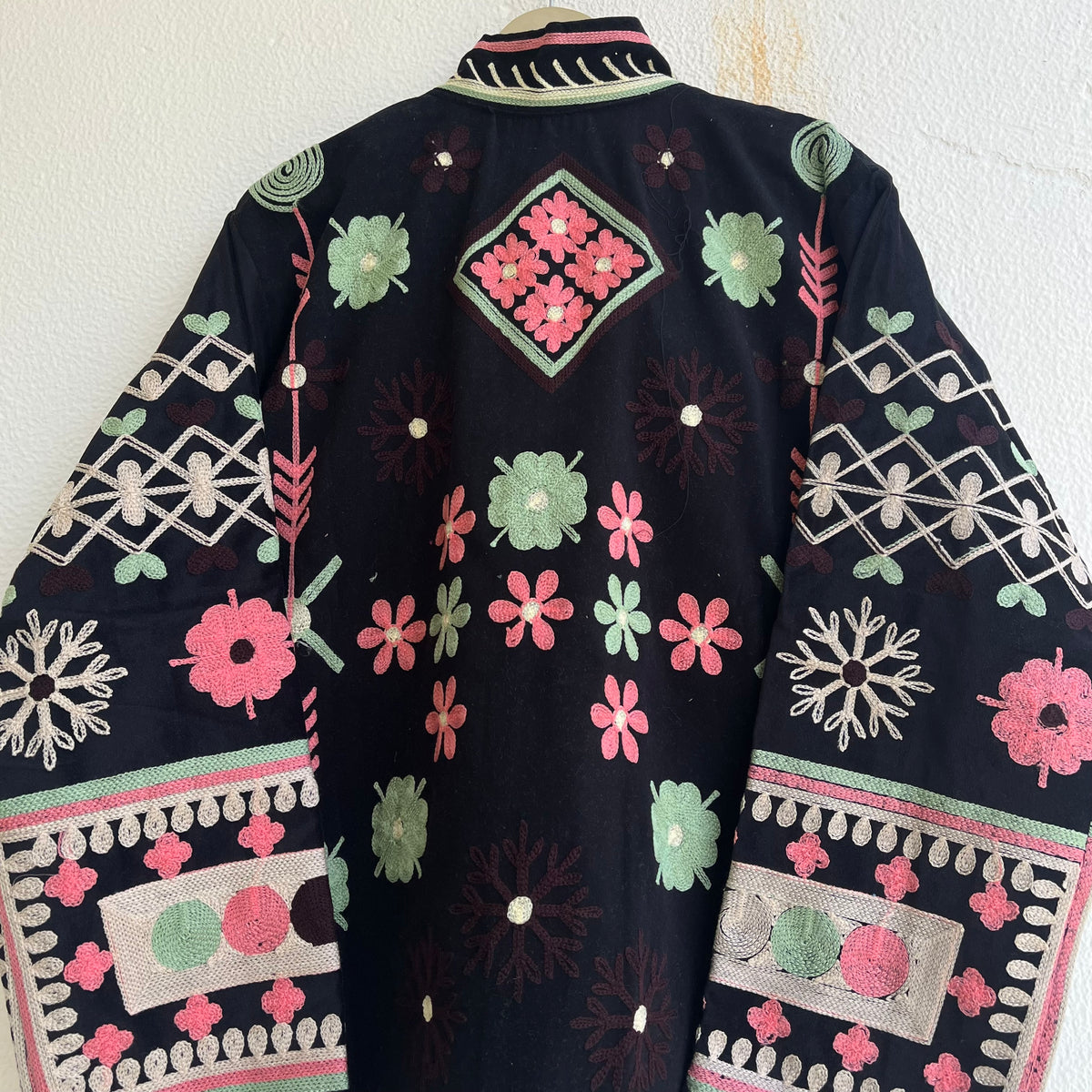 Jaipuri Thread Velvet Jacket