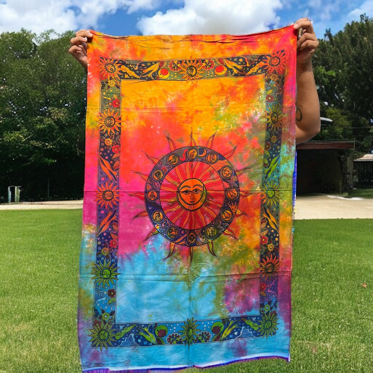 Wall Tapestry - Sun & Moon Zodiac Sign