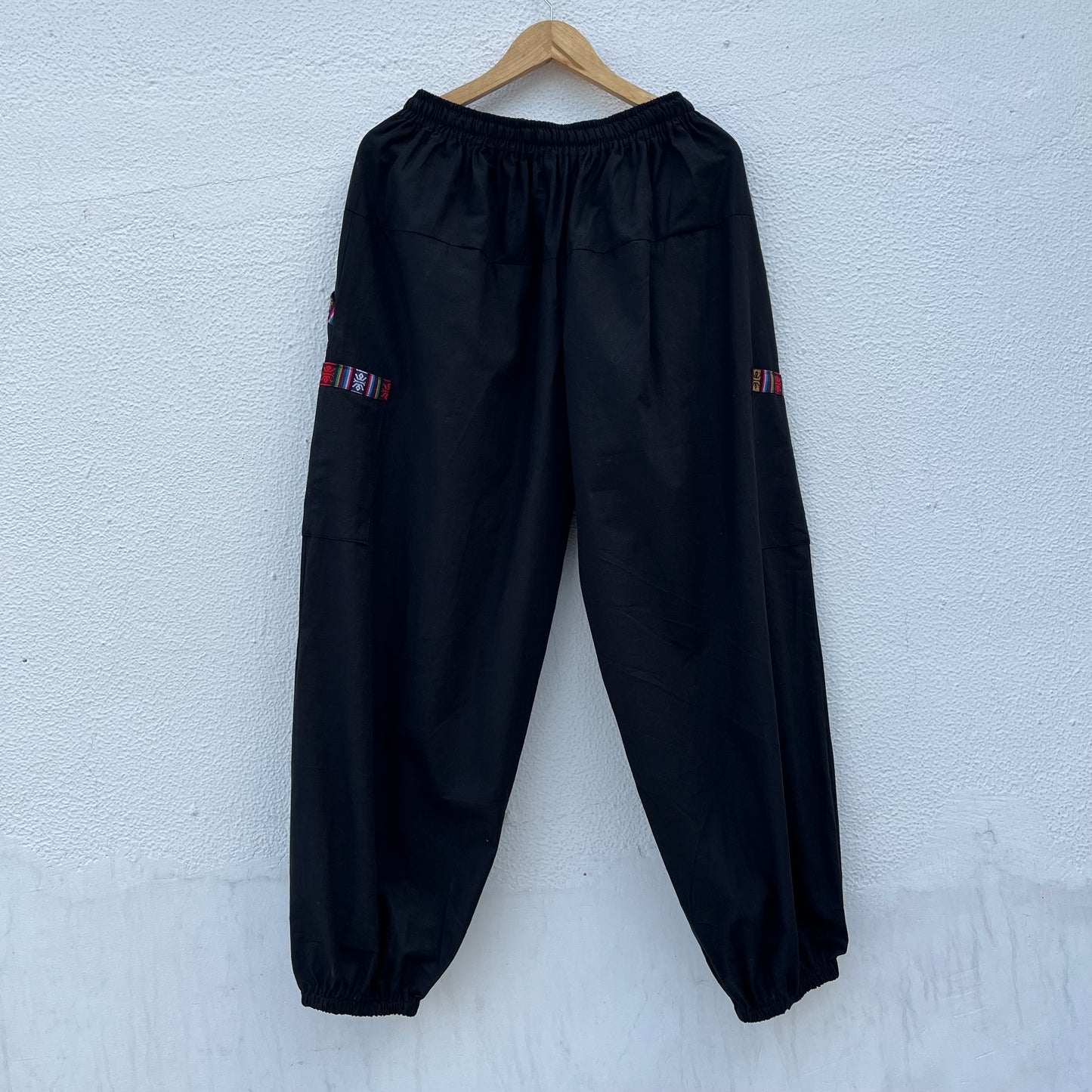 Pahadi Baggy Pants - Black