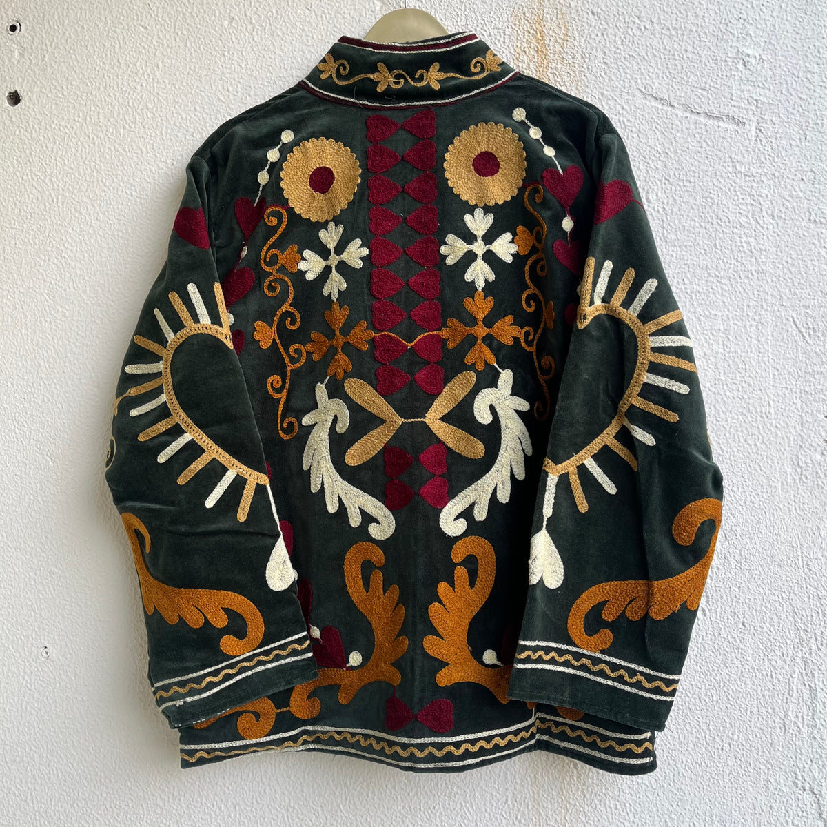 Jaipuri Thread Velvet Jacket