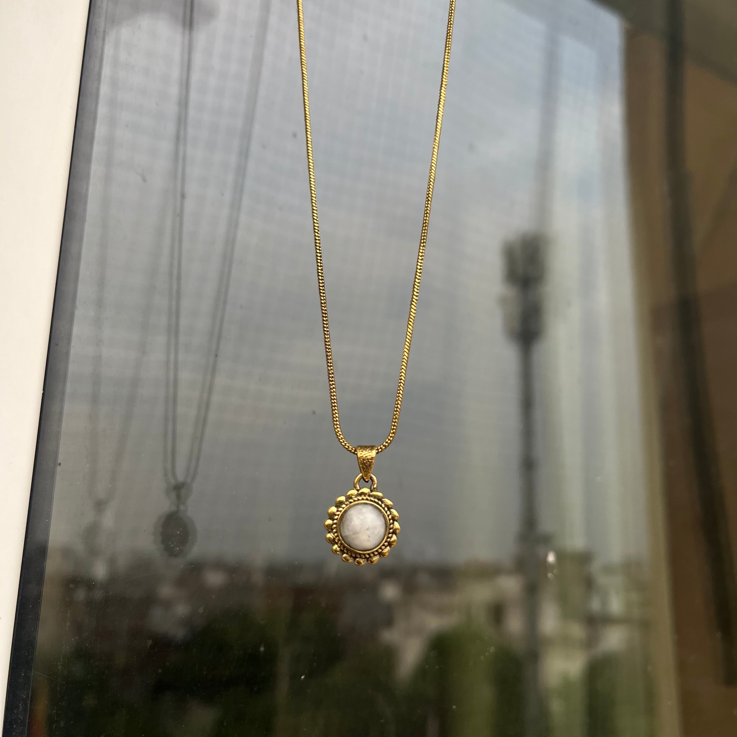 Moon Stone Pendant & Chain