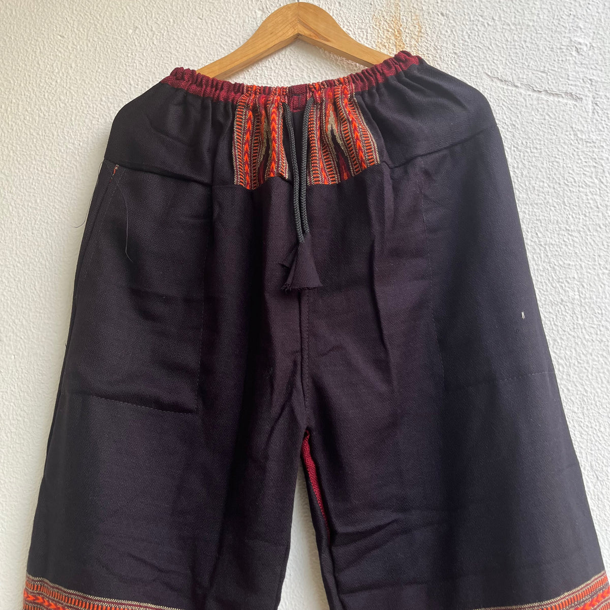 Woollen Kullu 3 Patti Pants- Black