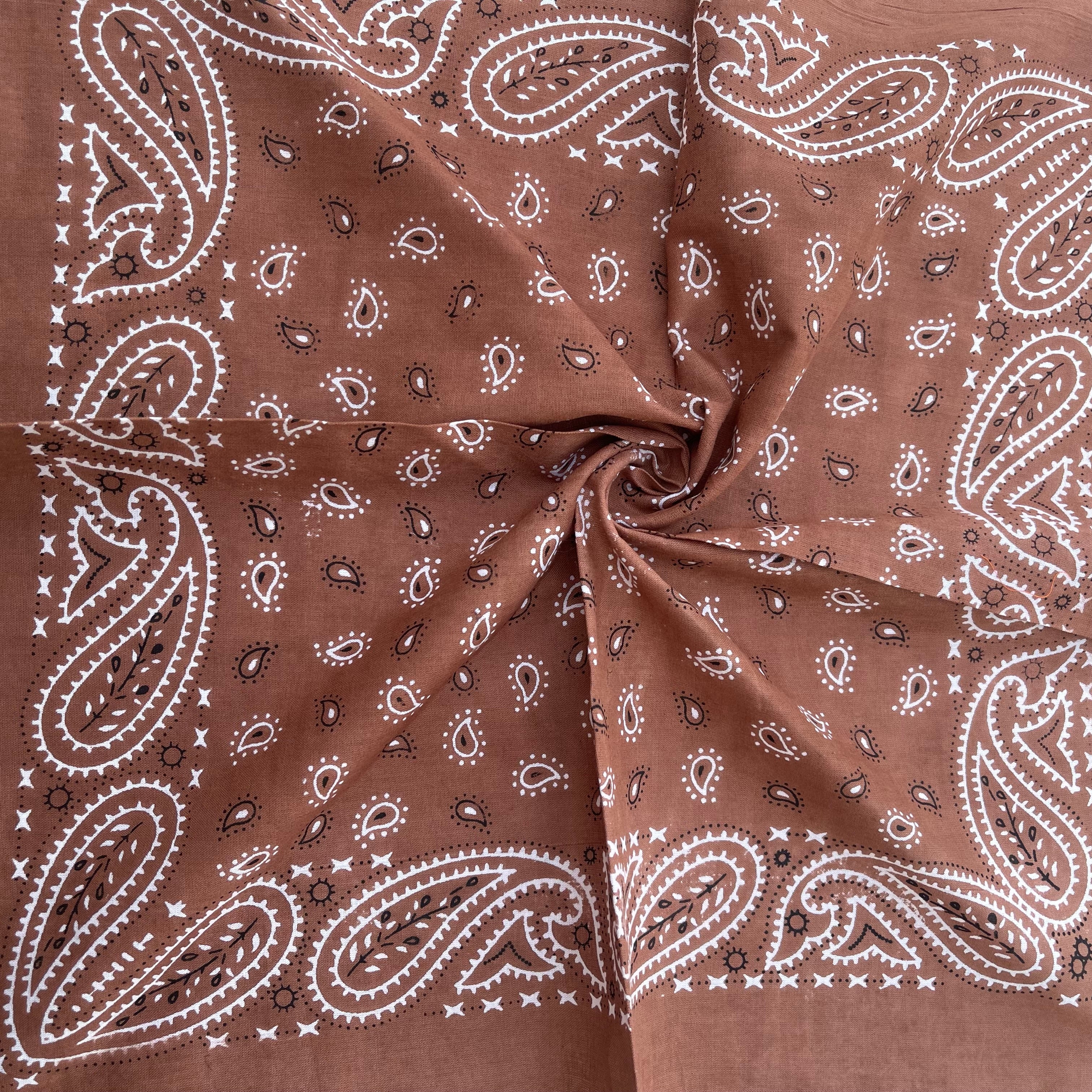 Bandana : Bobby Brown