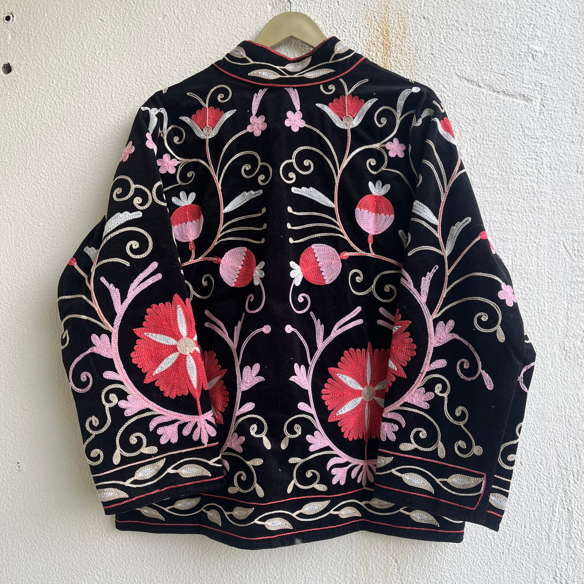 Jaipuri Thread Velvet Jacket