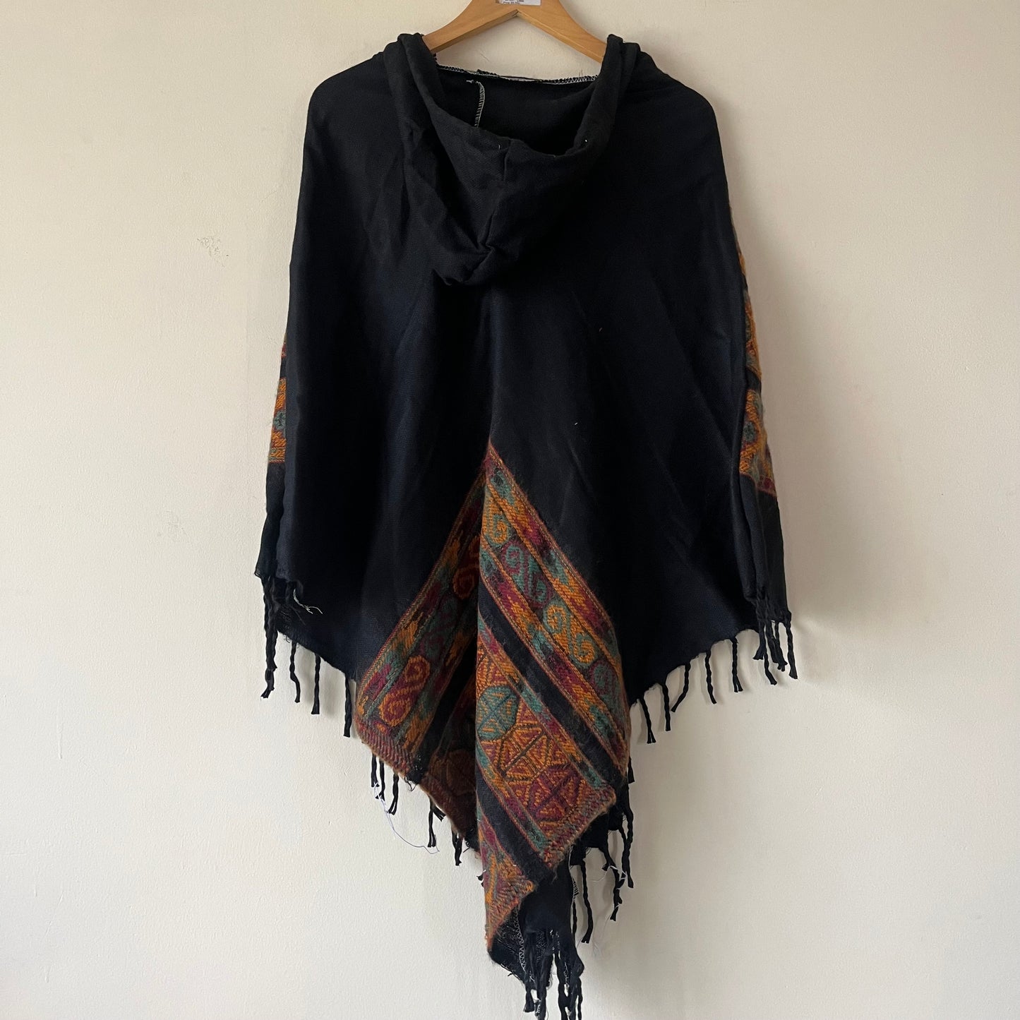 Pahadi Poncho 3 Patti with Hood - Black