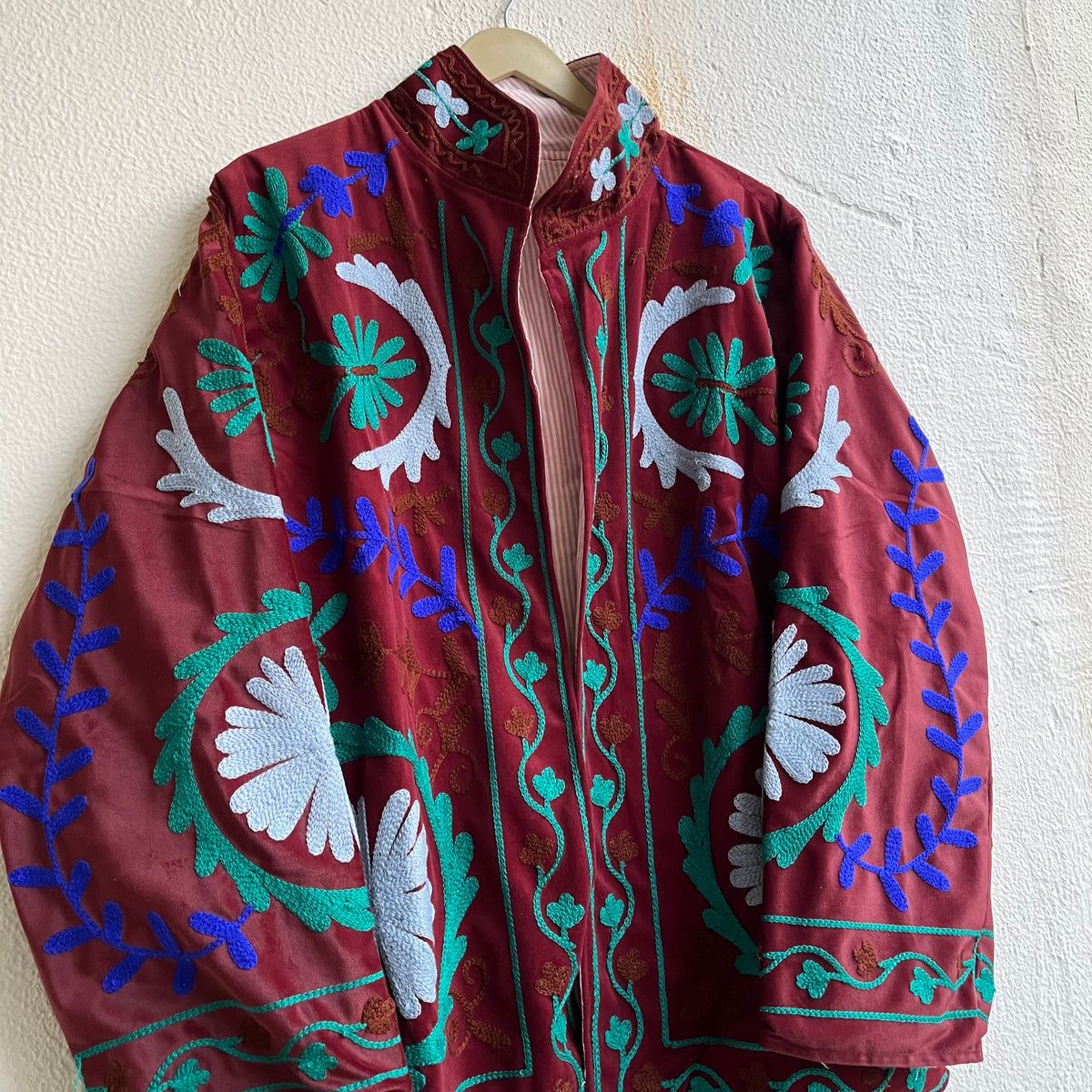 Jaipuri Thread Velvet Jacket
