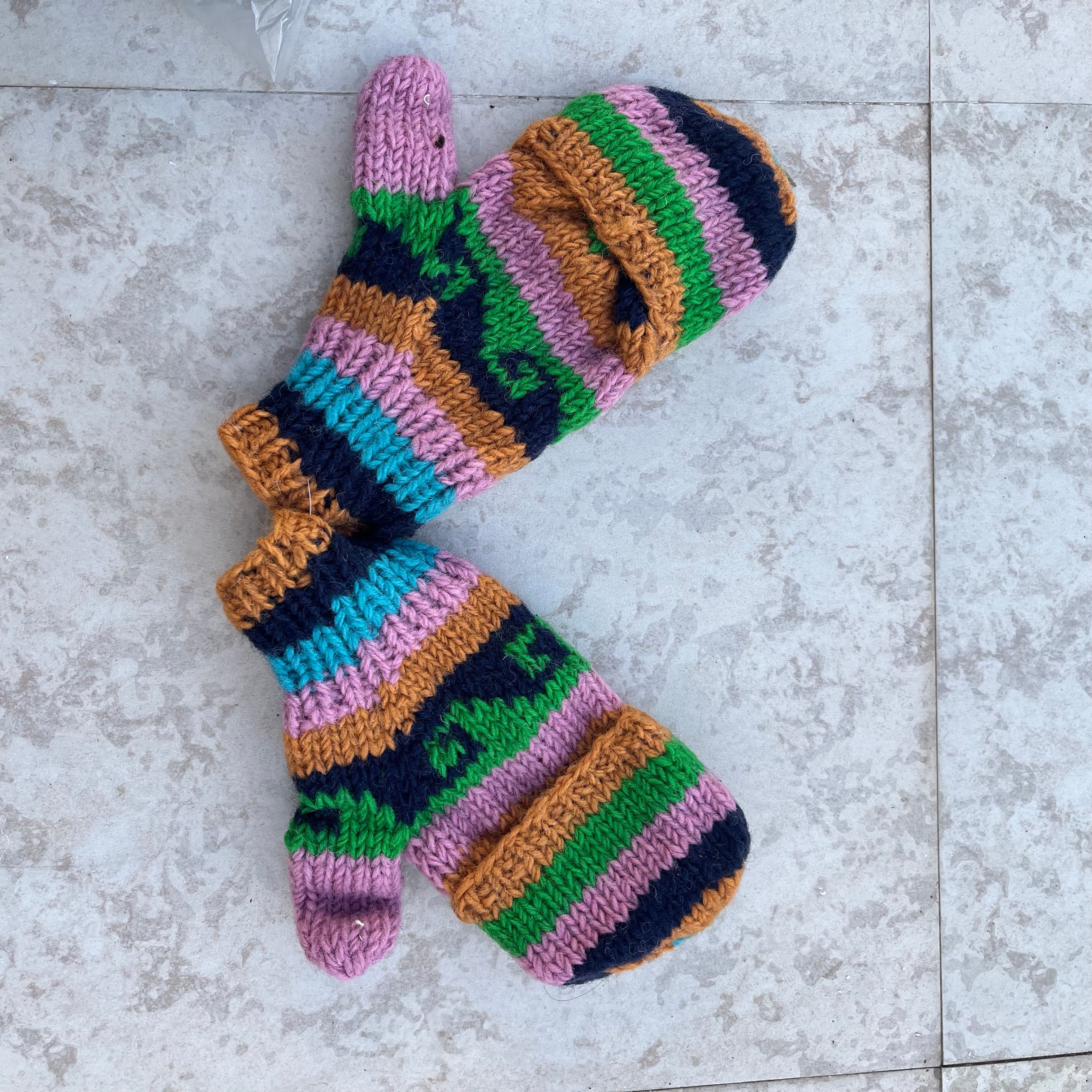 Hand Gloves