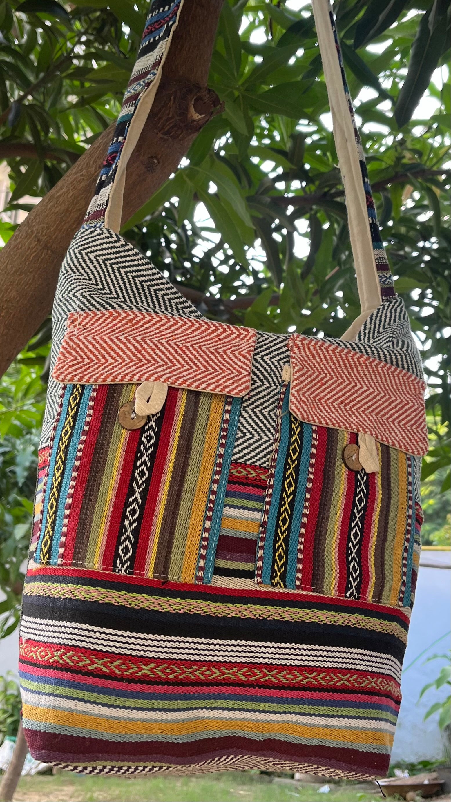 Big Hemp Jhola - Multicolor
