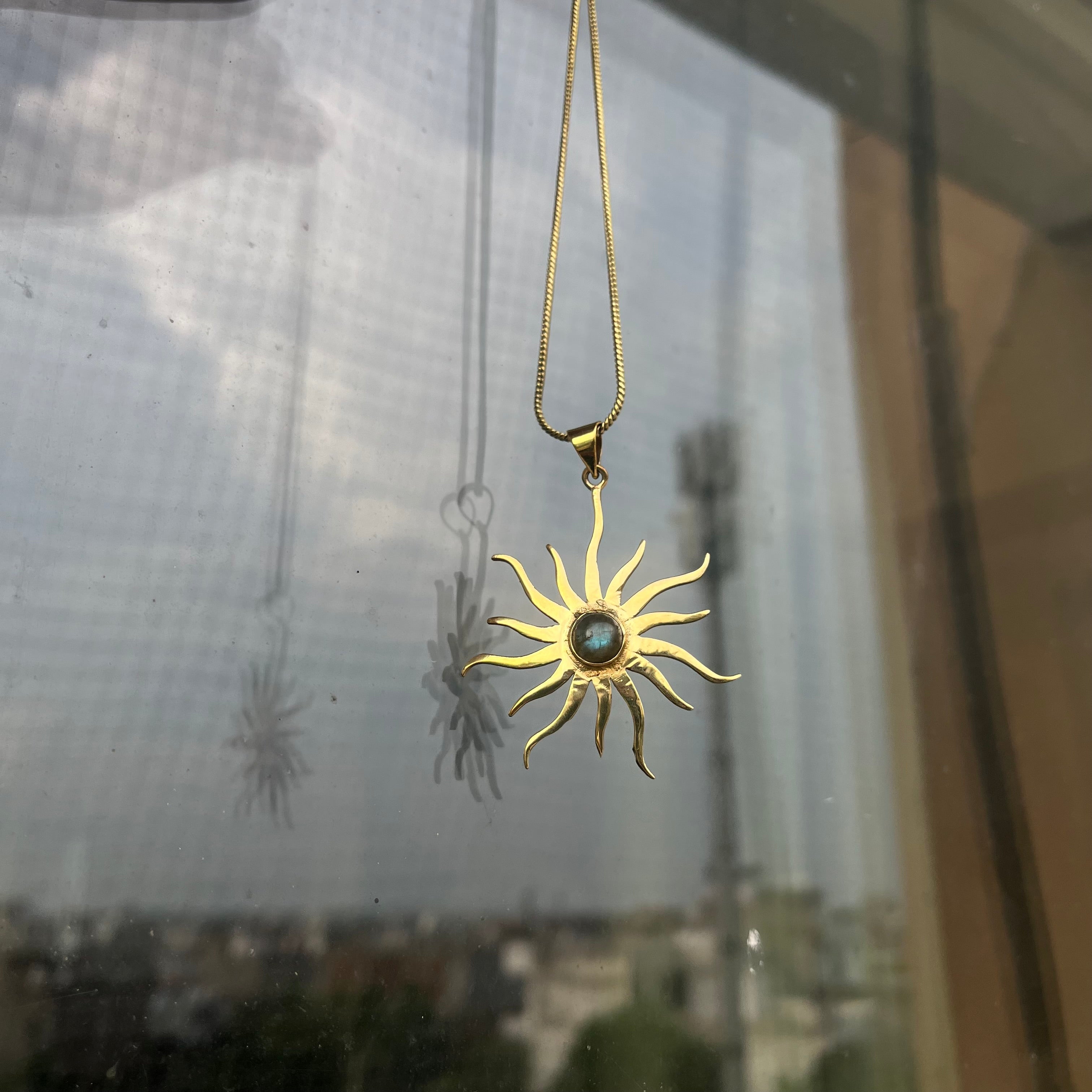 Sun Pendant & Chain
