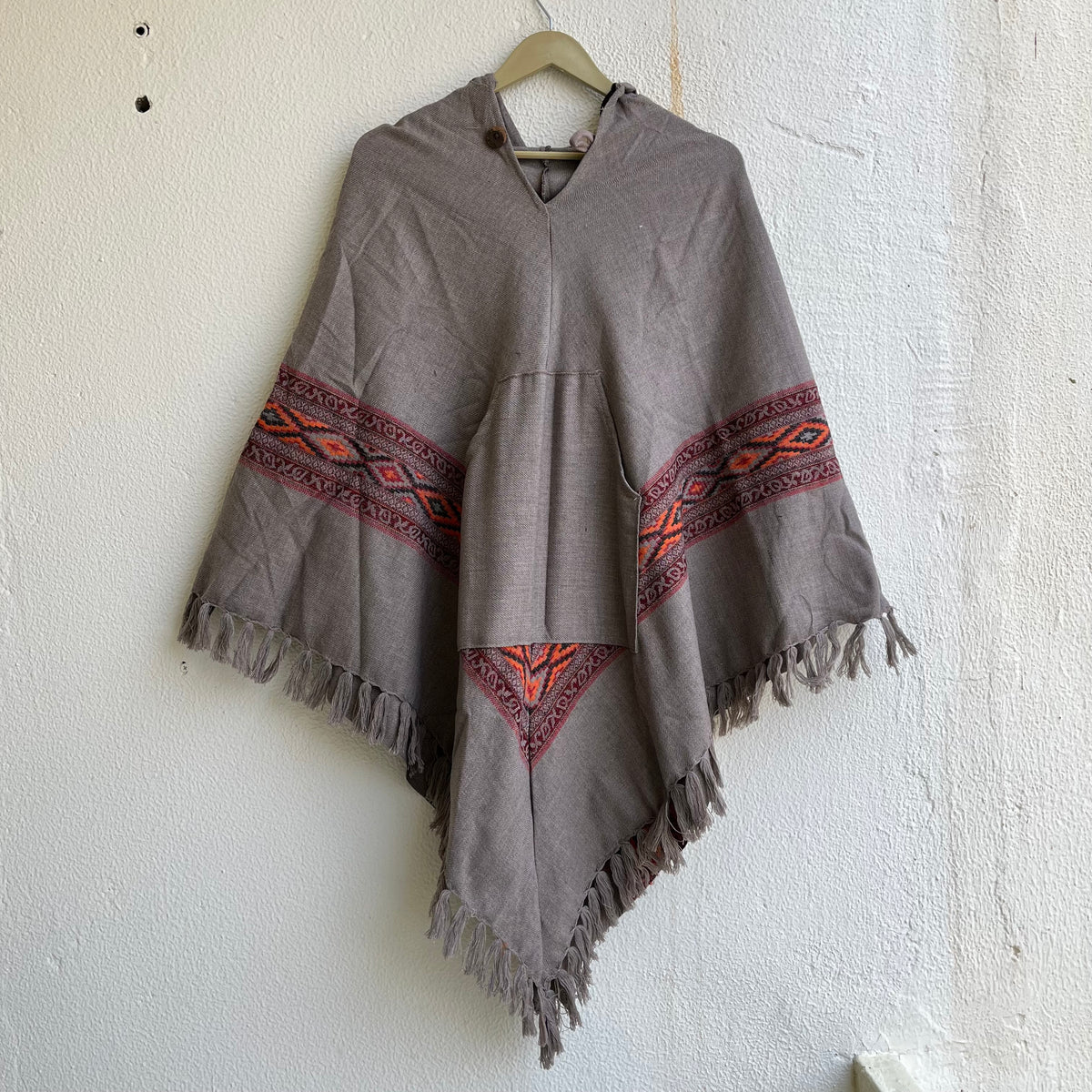 Woollen Pahadi Poncho - Grey