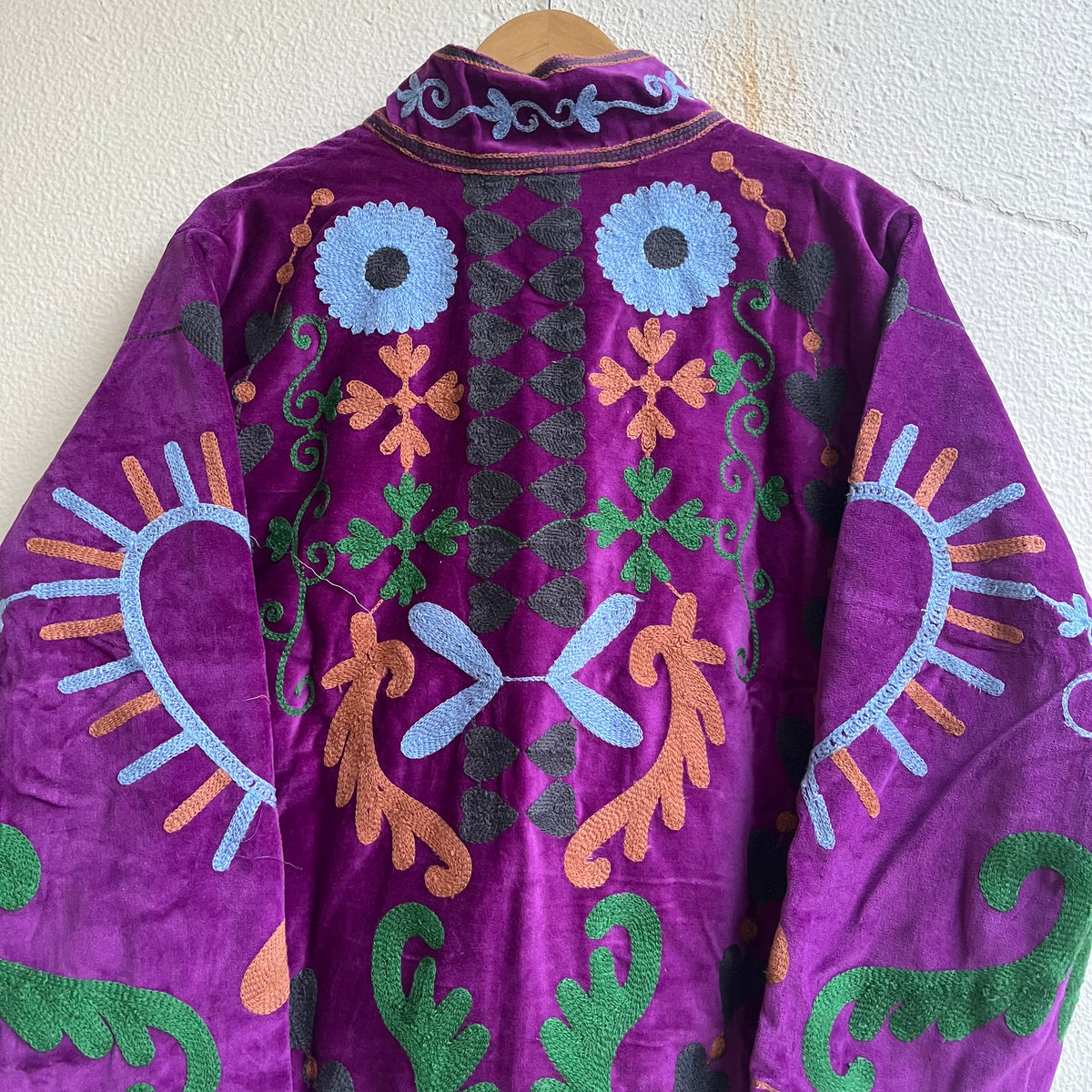 Jaipuri Thread Velvet Jacket
