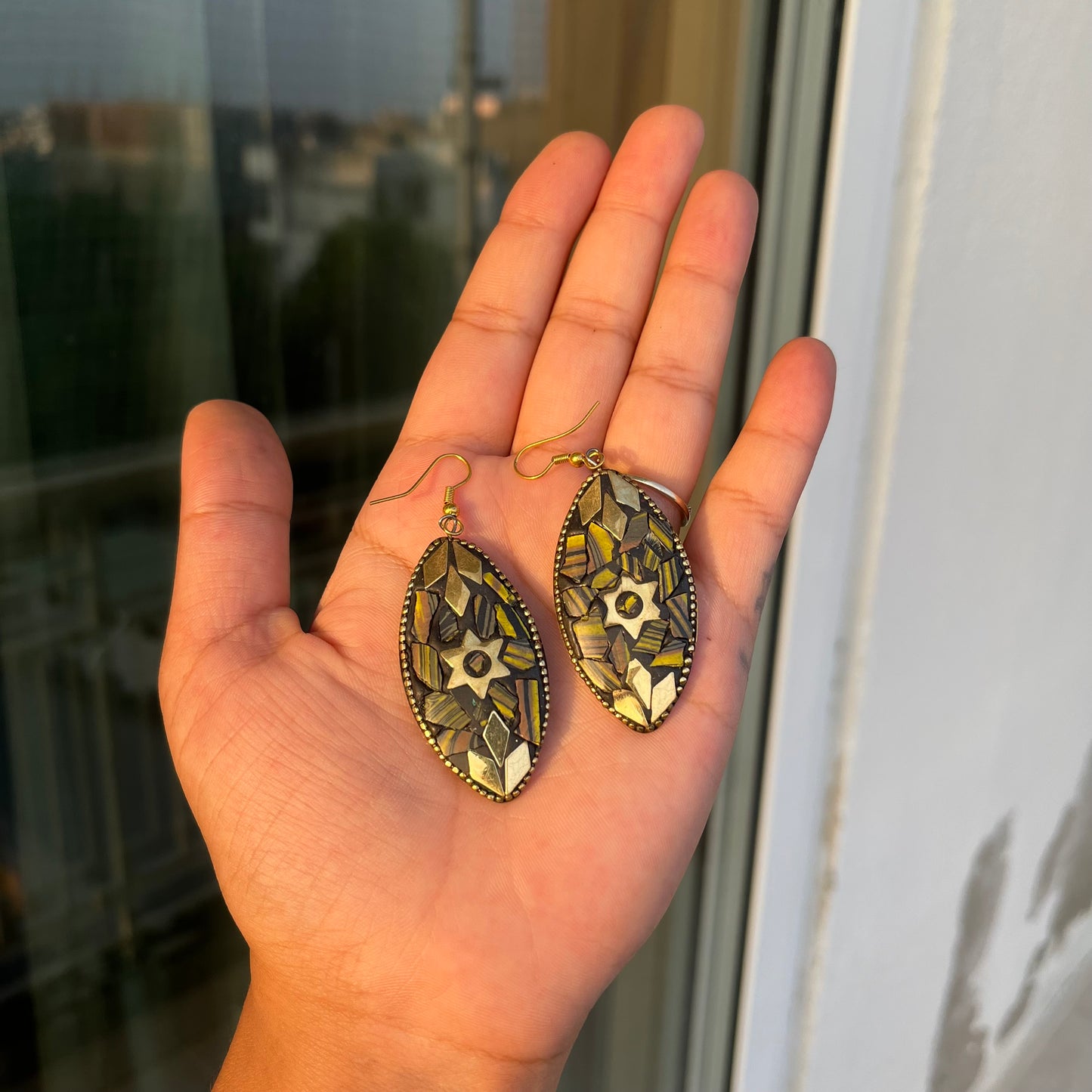 Retro Laakh Earrings