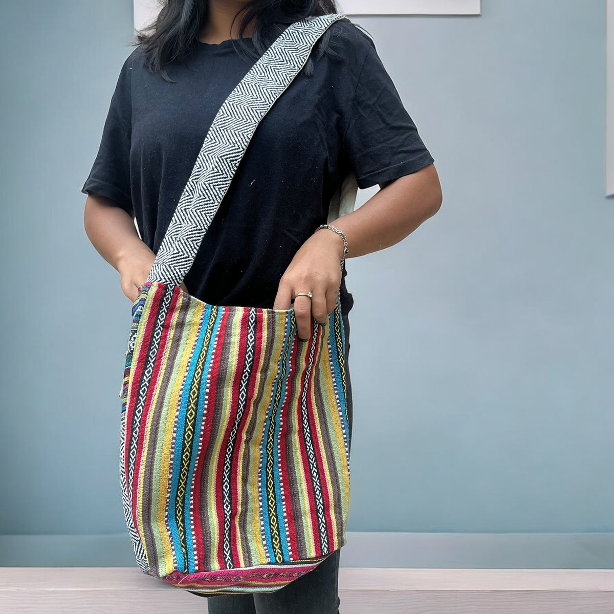 Big Hemp Jhola - Multicolor