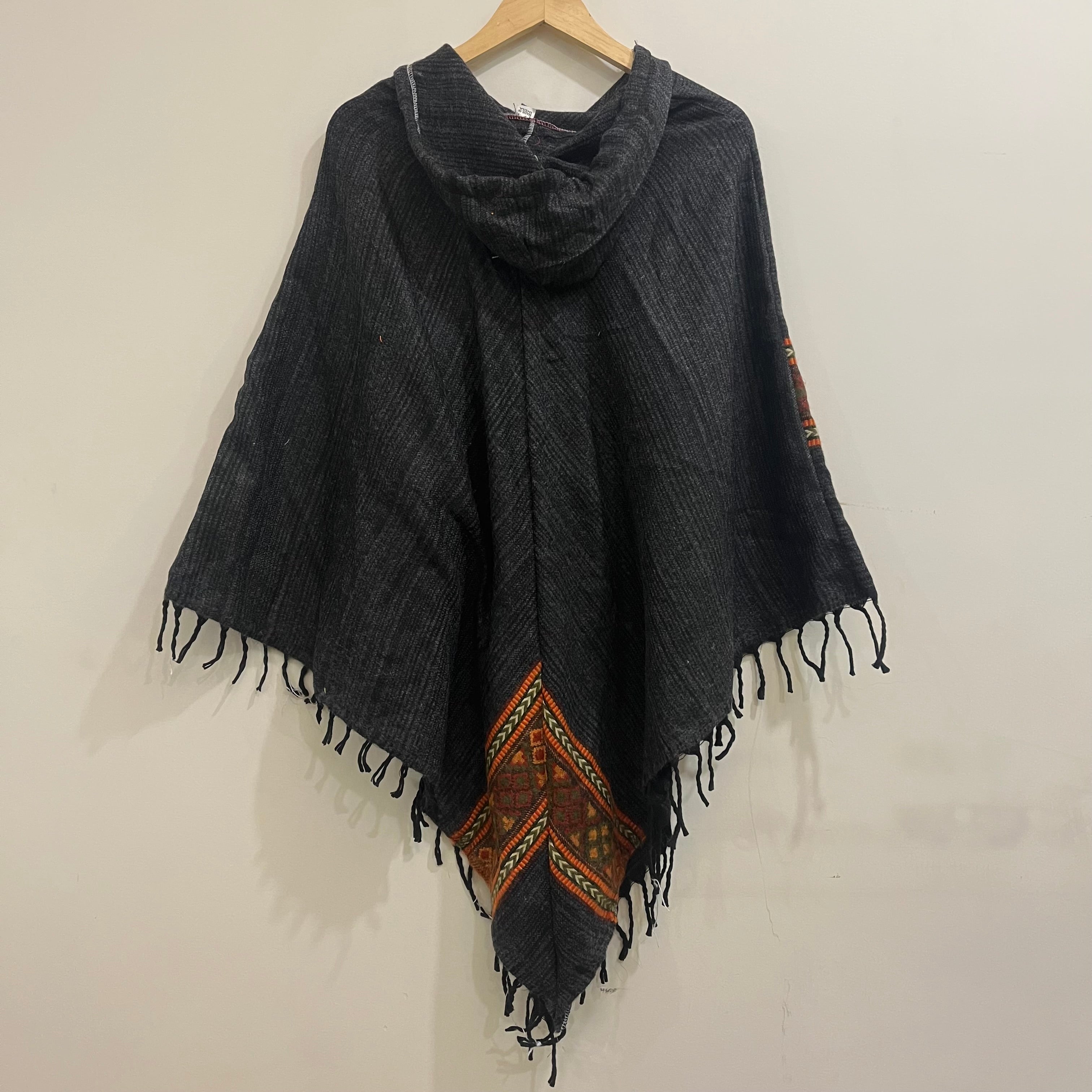 Pahadi Kullu Poncho with Hood - Black