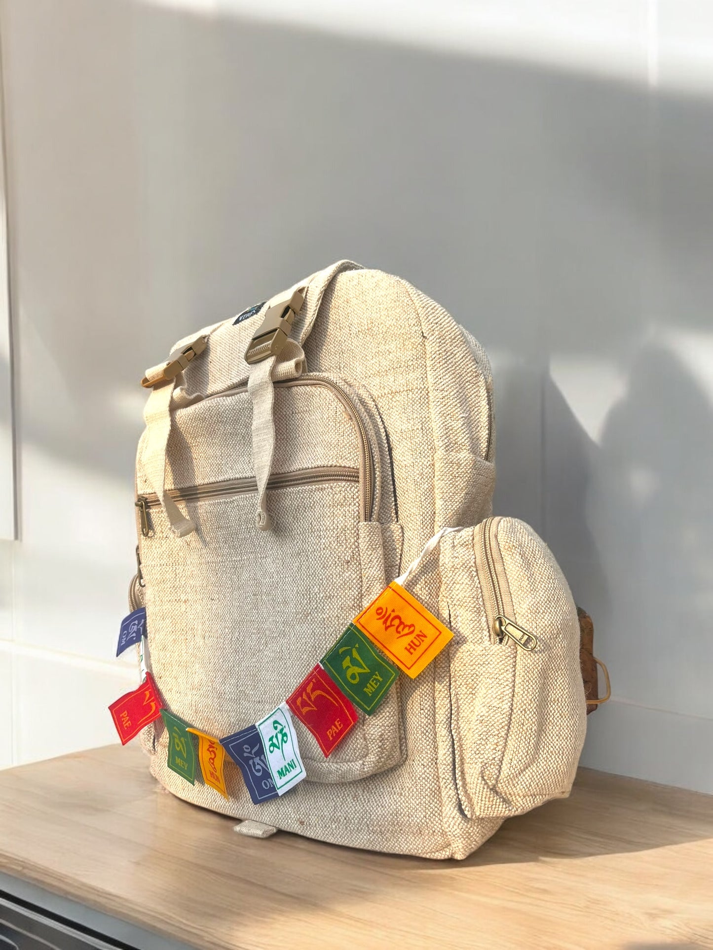 Big Jute Backpack with Flag