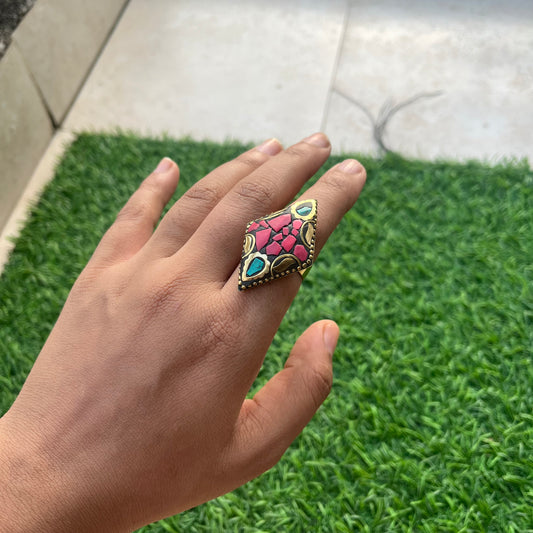 Retro Laakh Adjustable Ring