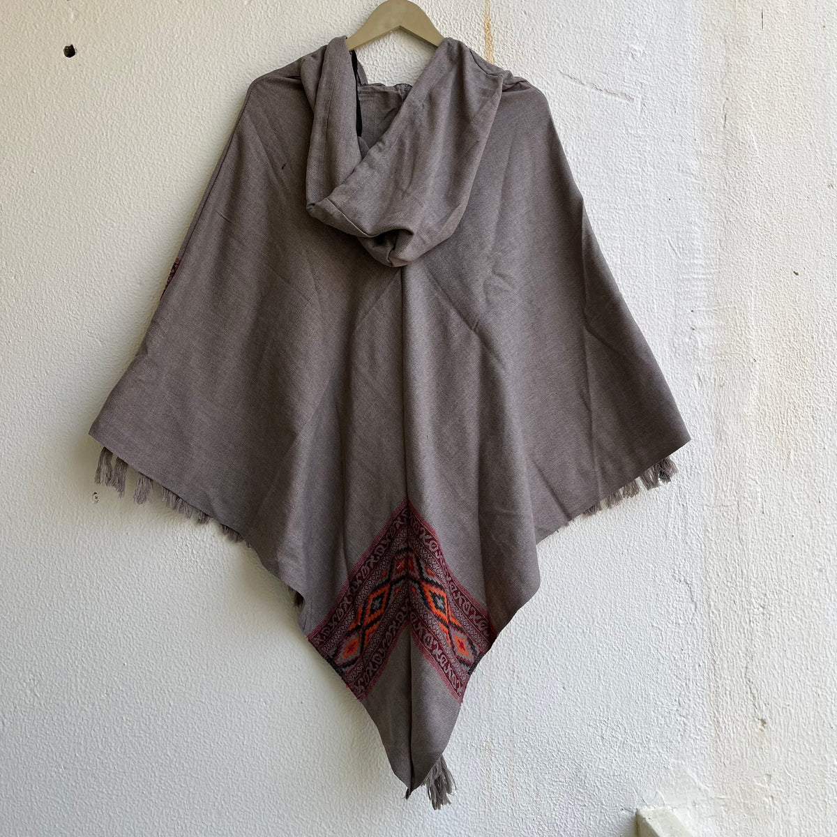 Woollen Pahadi Poncho - Grey