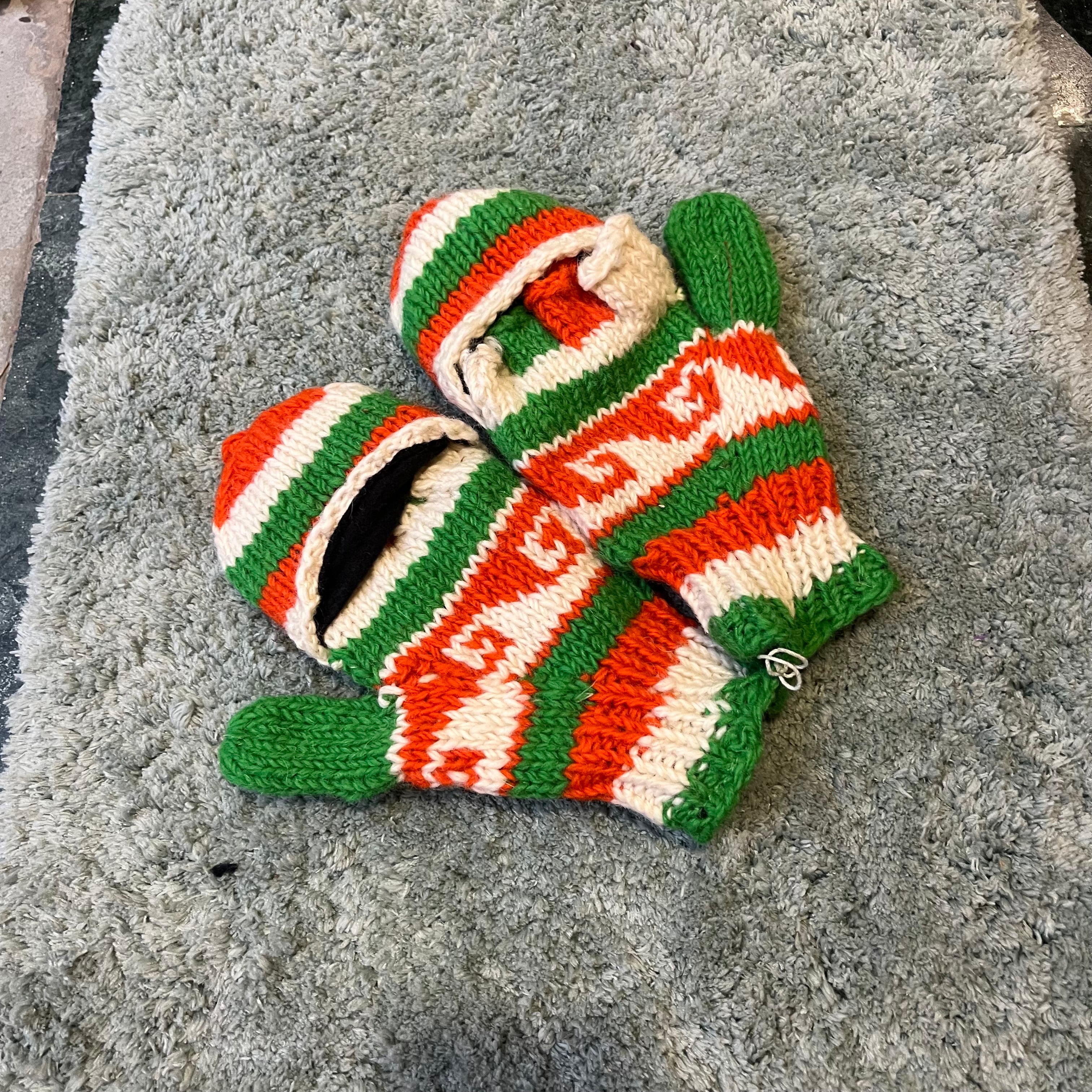 Hand Gloves