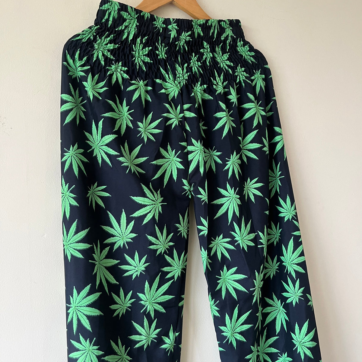 Hemp Leaf Pants - Green (Big Elastic)
