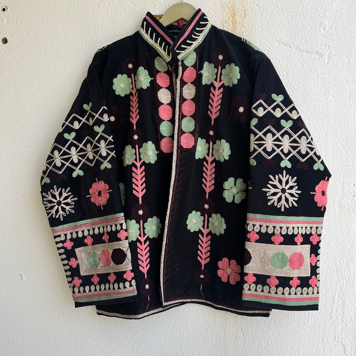 Jaipuri Thread Velvet Jacket