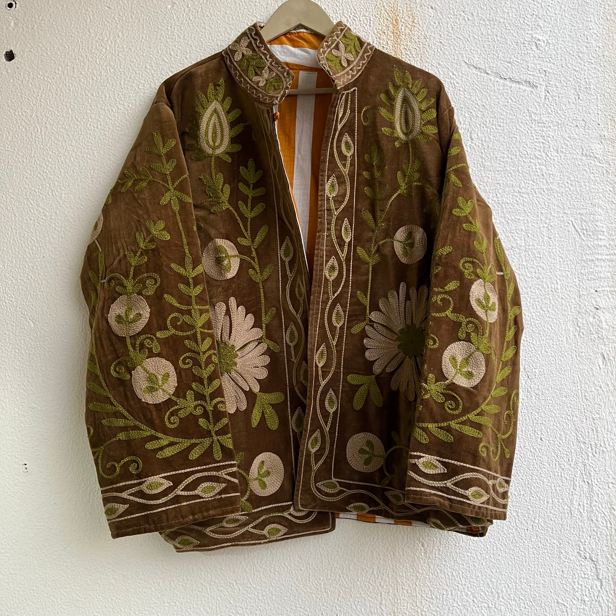 Jaipuri Thread Velvet Jacket