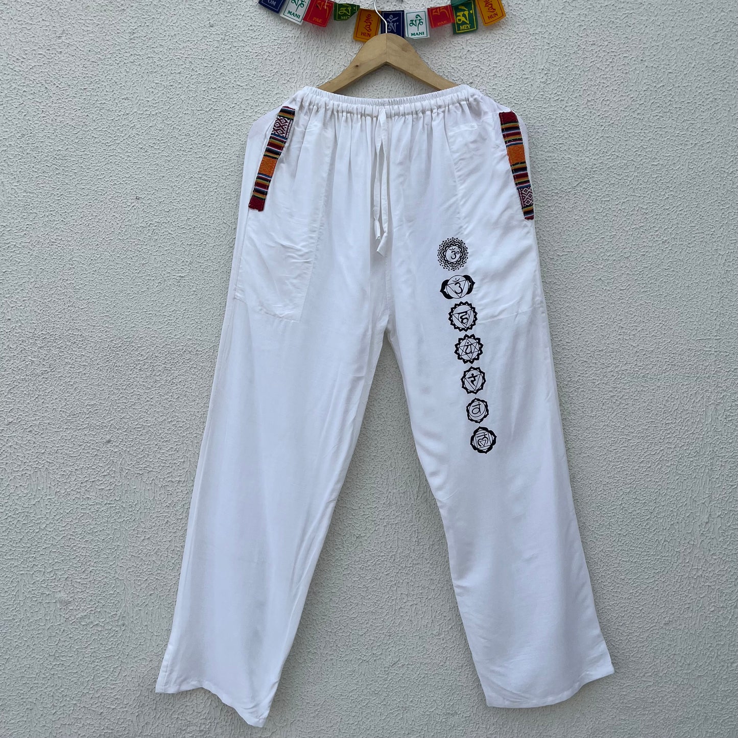 7 Chakra Pants b&w - White