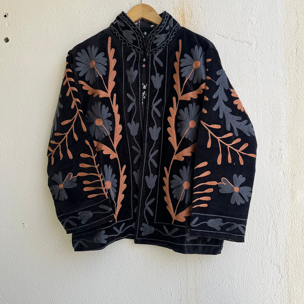 Jaipuri Thread Velvet Jacket