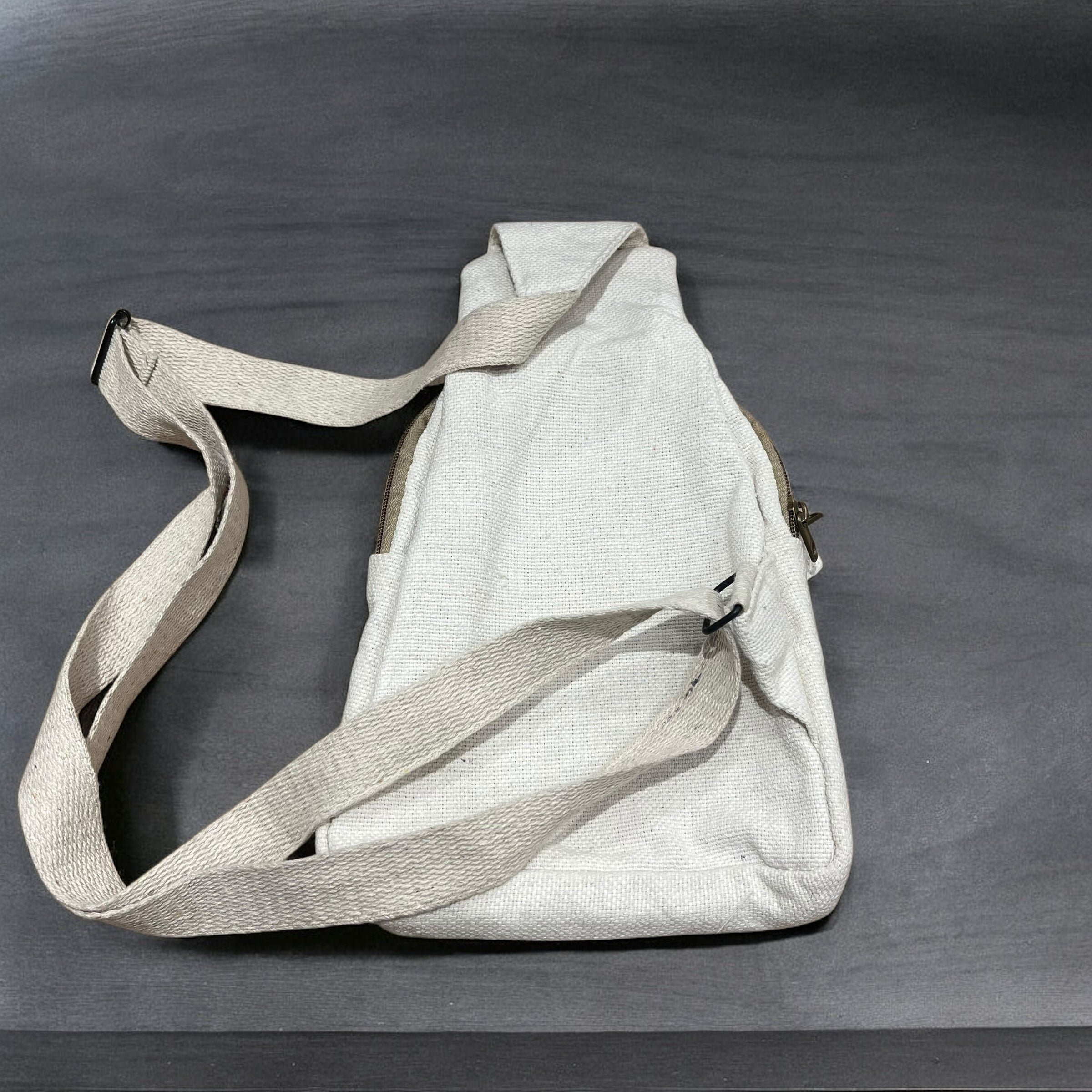 Chest Bag - Hemp Leaf
