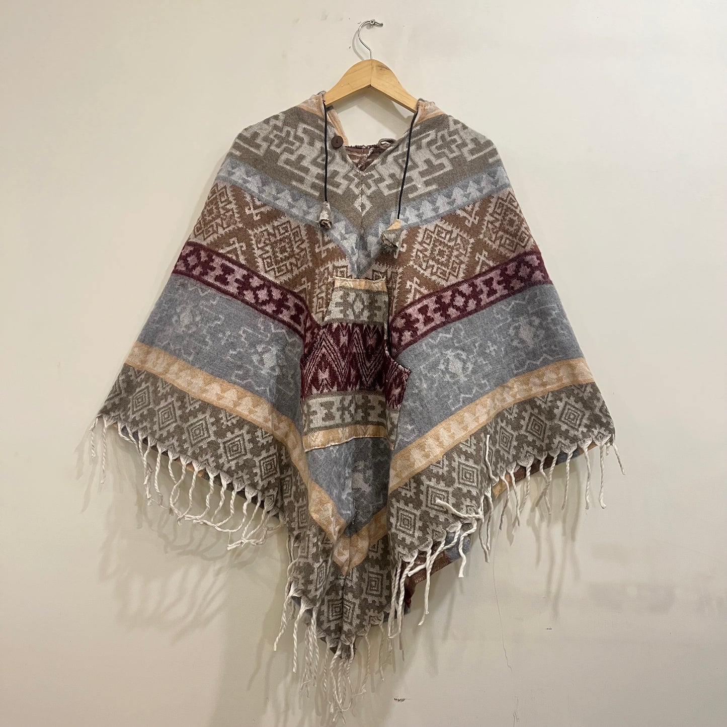 Pahadi Poncho