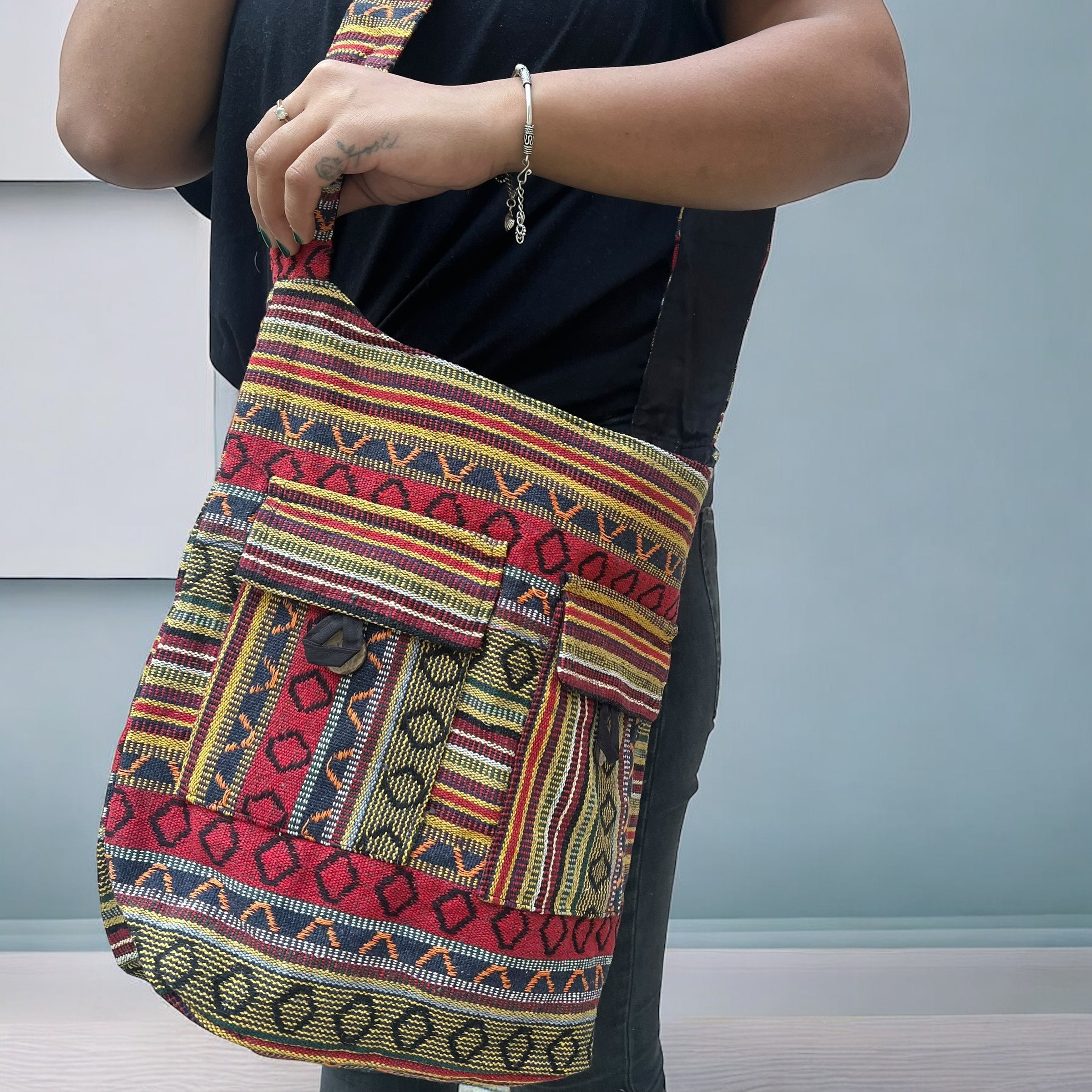 Big Hemp Jhola - Manmoji (Multicolor)