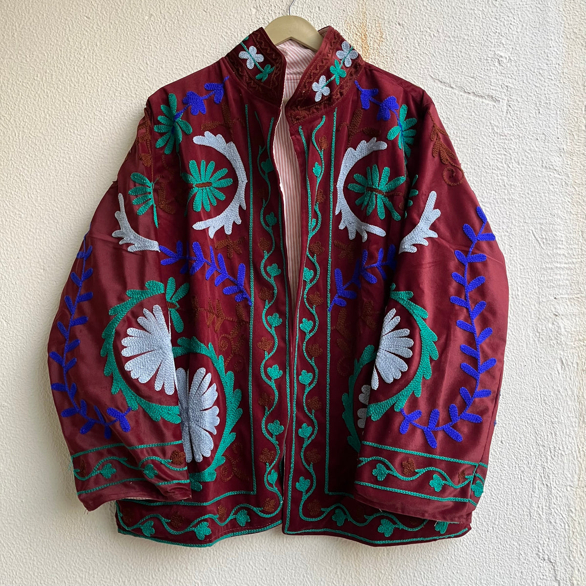 Jaipuri Thread Velvet Jacket
