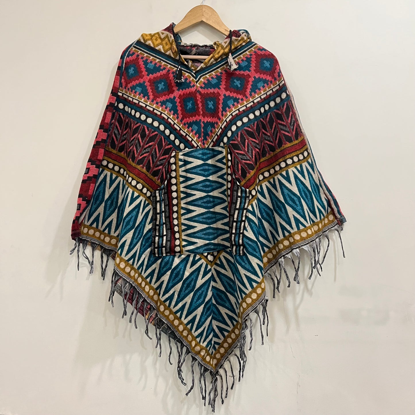 Pahadi Poncho