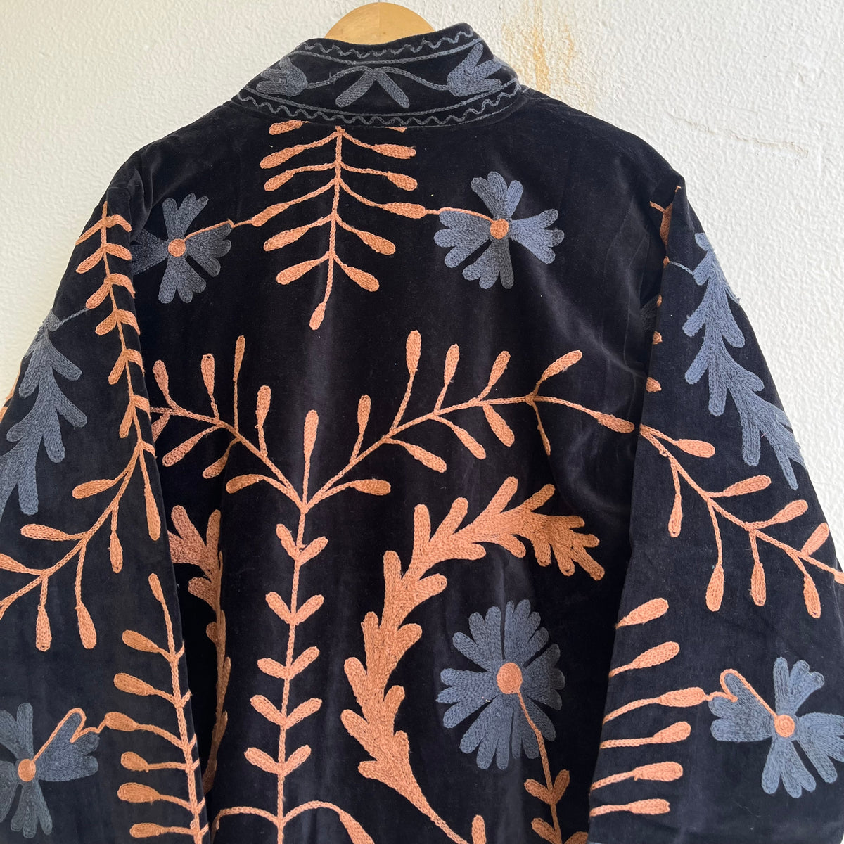 Jaipuri Thread Velvet Jacket