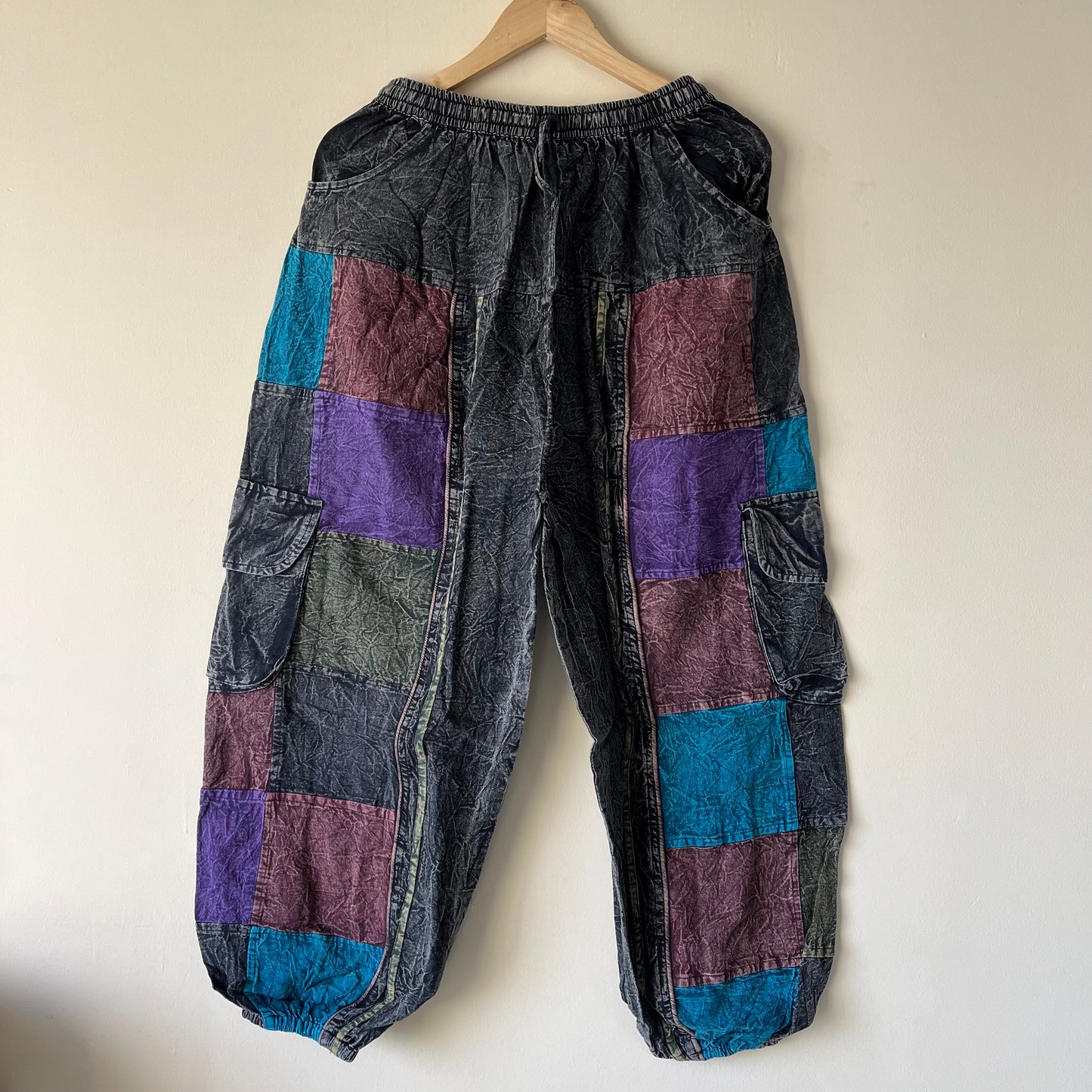 Valley of Flowers Pants - Black