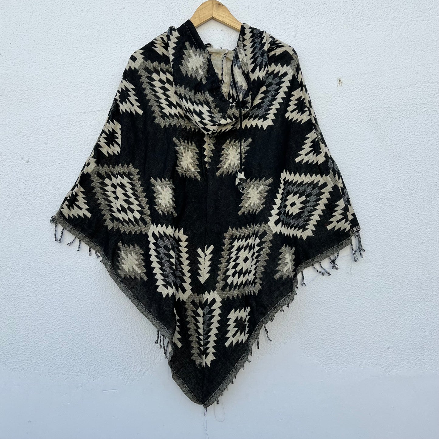 Pahadi Printed Poncho With Hood
