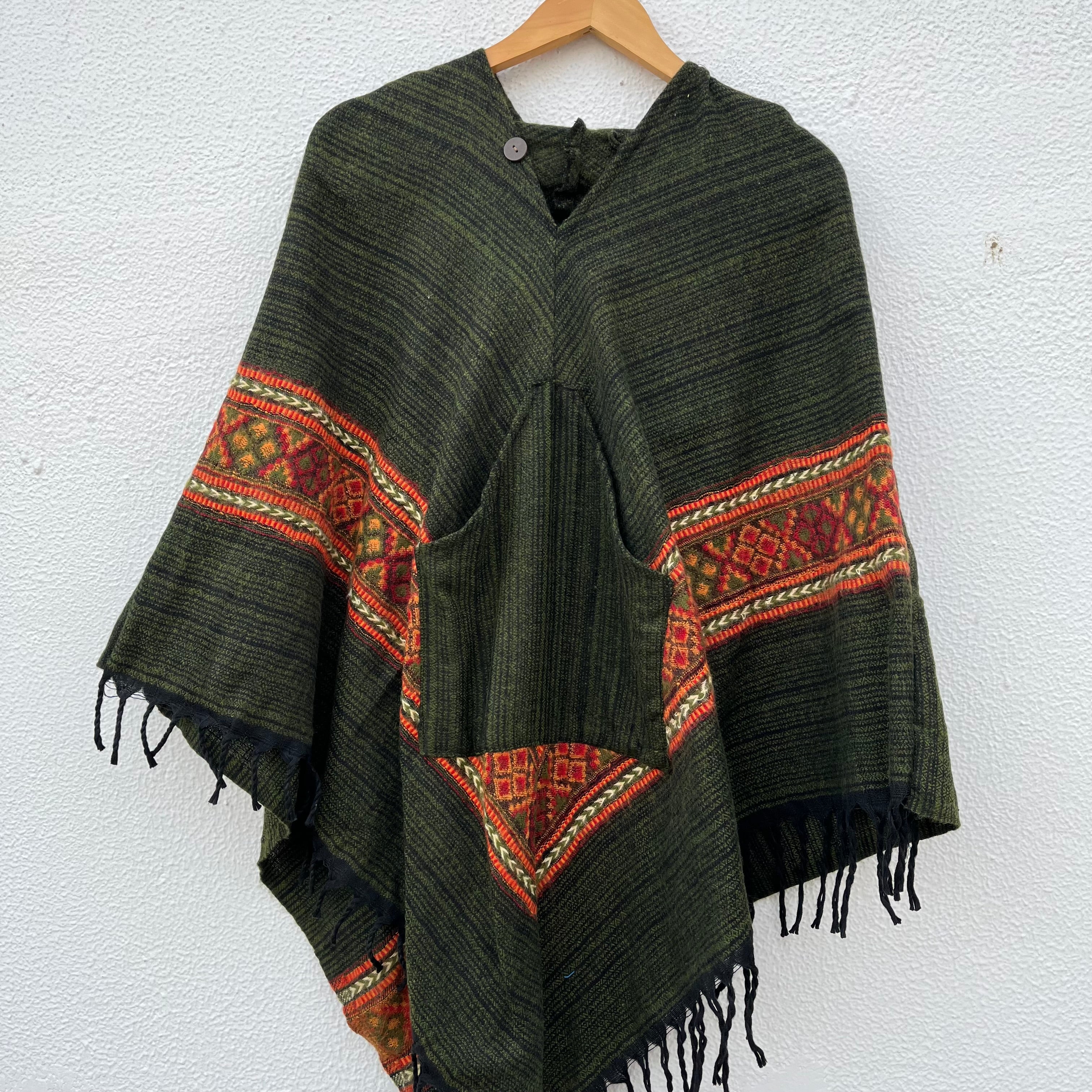 Combo Set - Kullu Poncho + Woollen Pants (Green+ Cream)