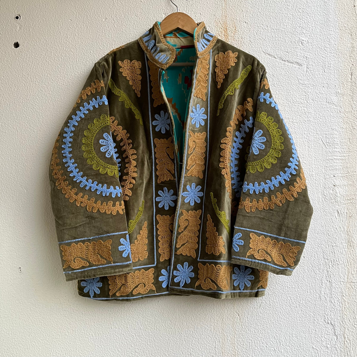 Jaipuri Thread Velvet Jacket